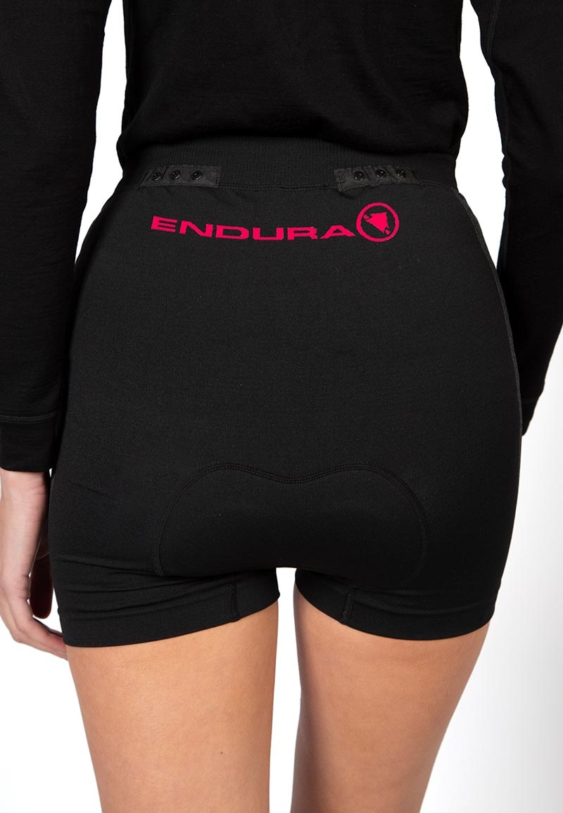 Beklædning - Cykelbukser - Endura Women's Engineered Padded Boxer with Clickfast - Black