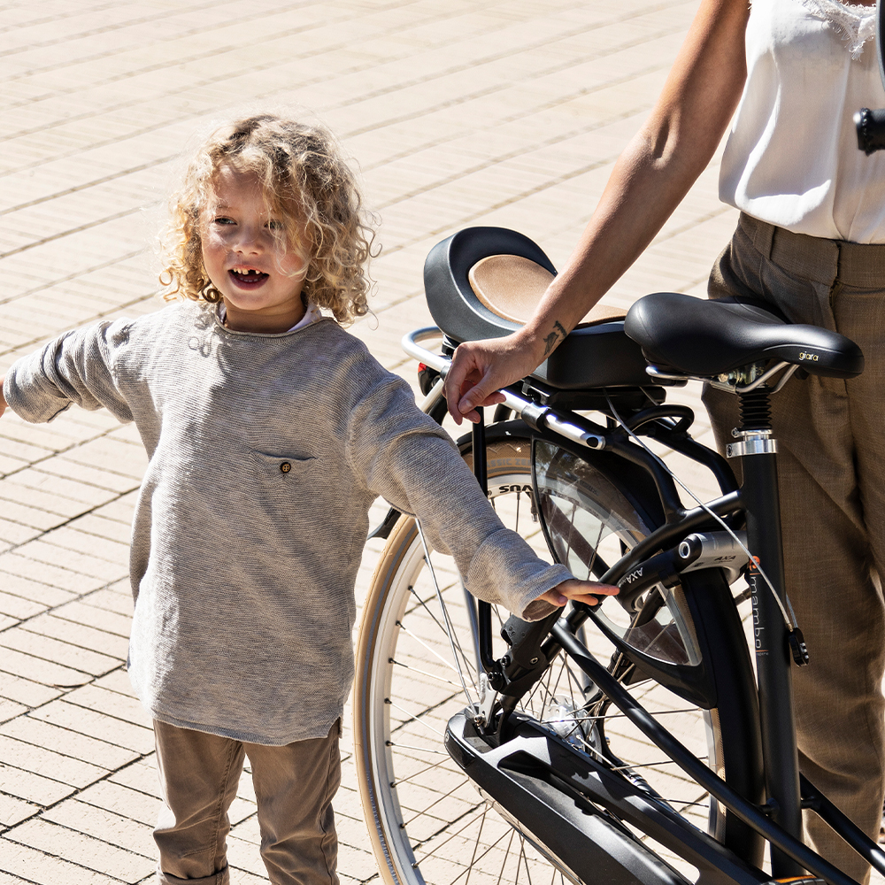Tilbehør - Cykelstole - Urban Iki Barnestol Junior til bagagebærer - 5 til 10 år (max. 35 kg) - Sort/brun