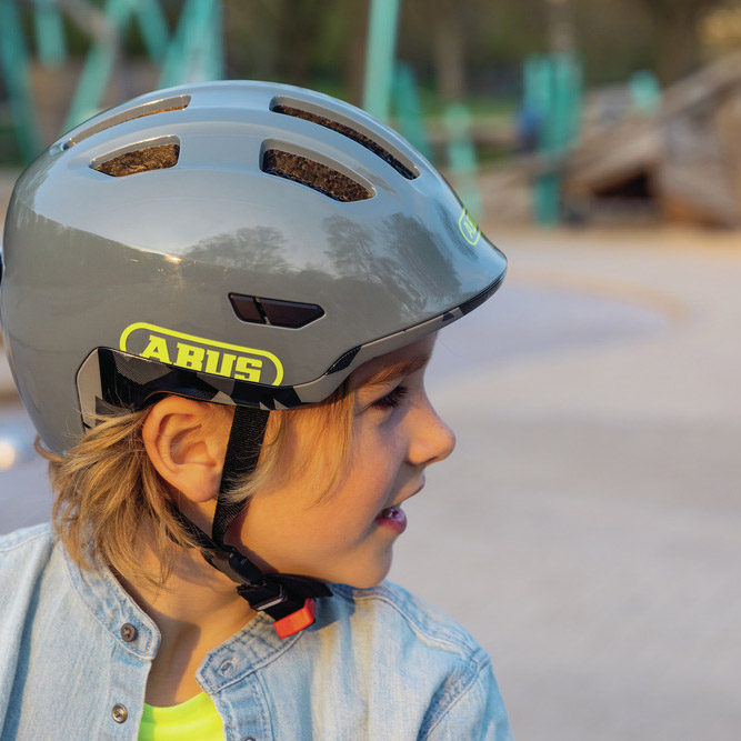 Beklædning - Cykelhjelme - Abus Smiley 3.0 ACE m. LED lys - Lilla/Lyserød (DK)