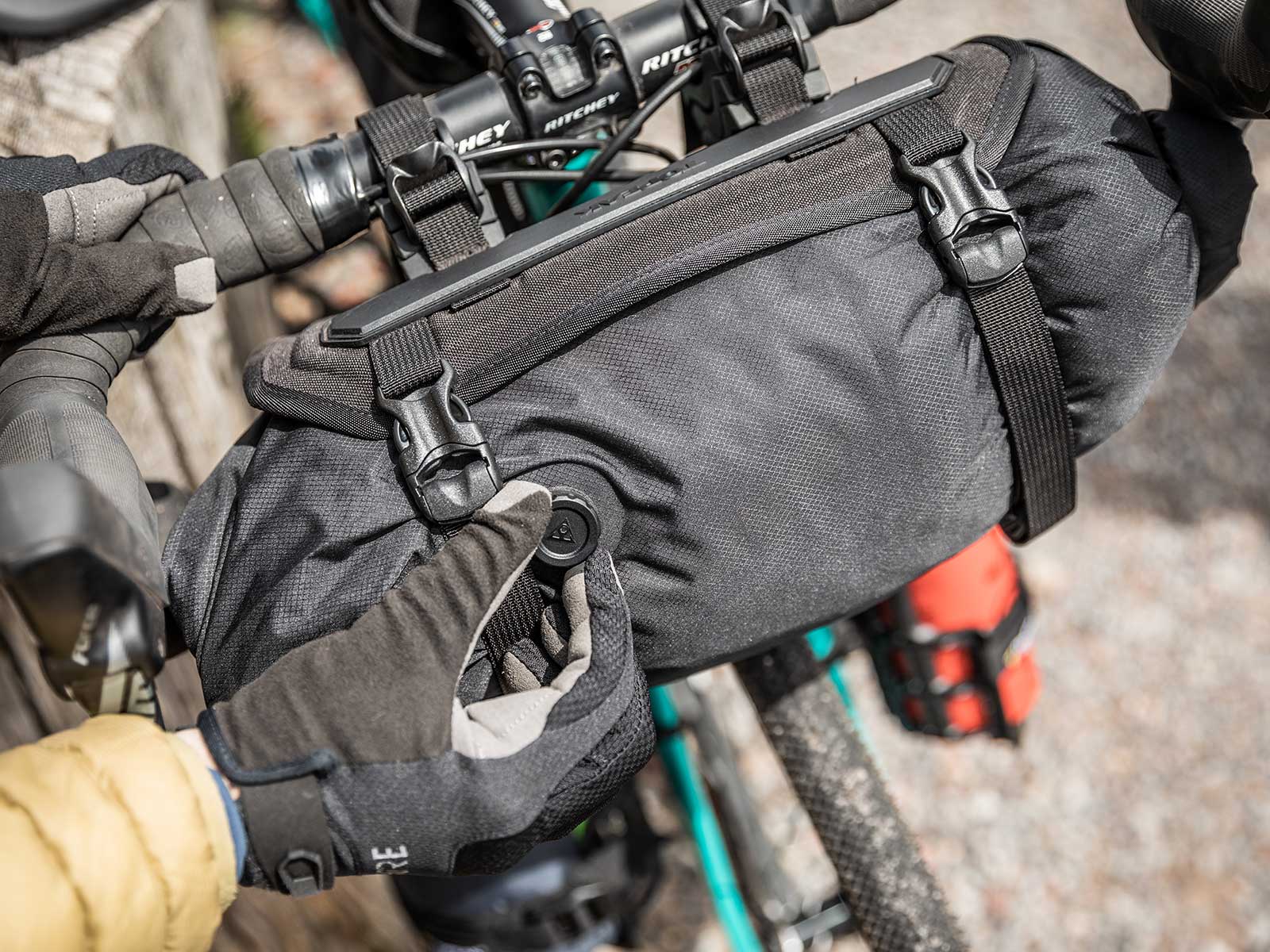 Tilbehør - Cykeltasker - Topeak Bikepacking Taske FrontLoader 12L - Sort