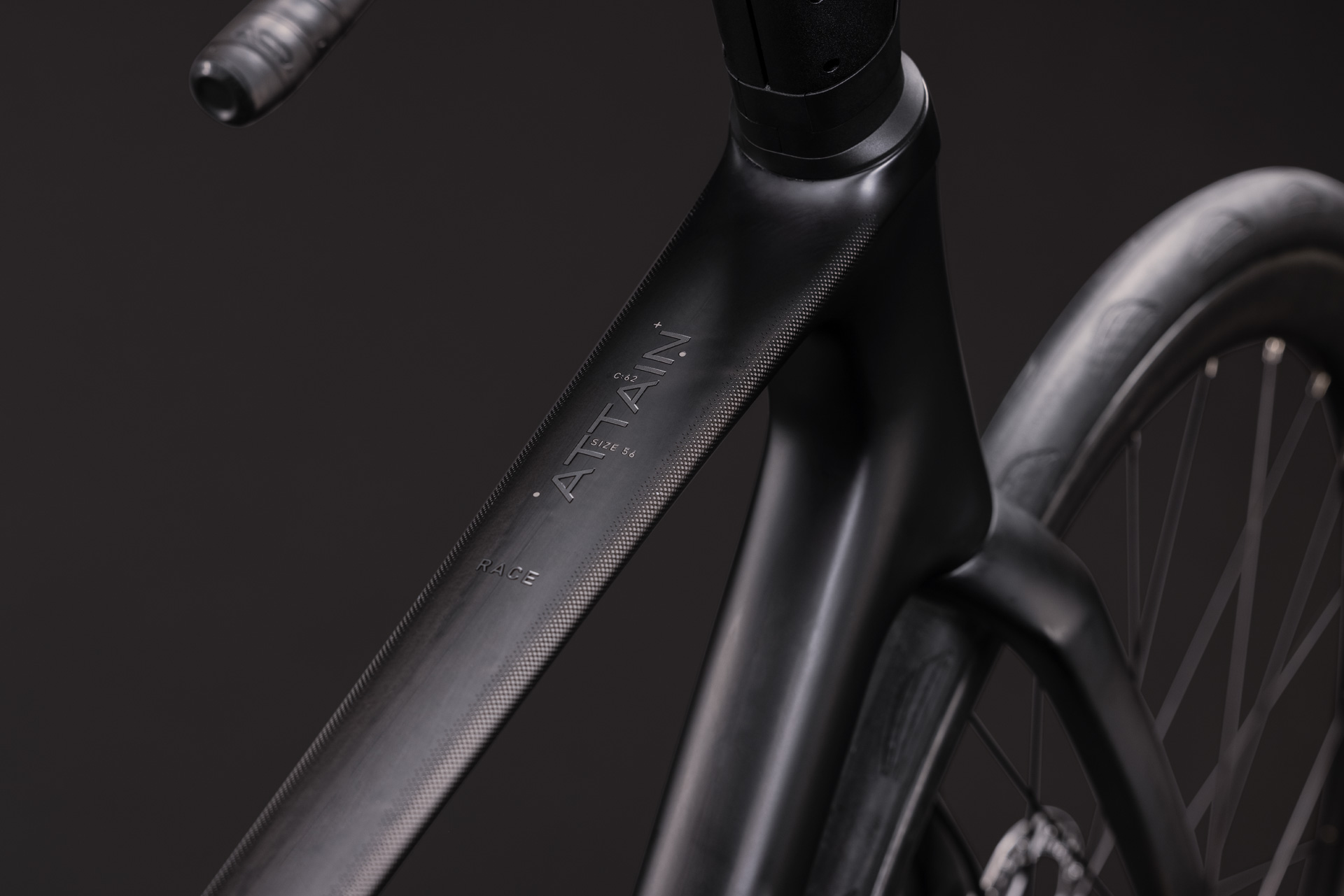 Cykler - Racercykler - Cube Attain C:62 Race 2027 - Carbon´n´Coalchrome