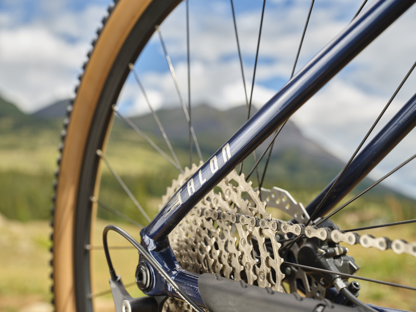Cykler - Mountainbikes - Giant Talon 0 2025 - Ultra Navy