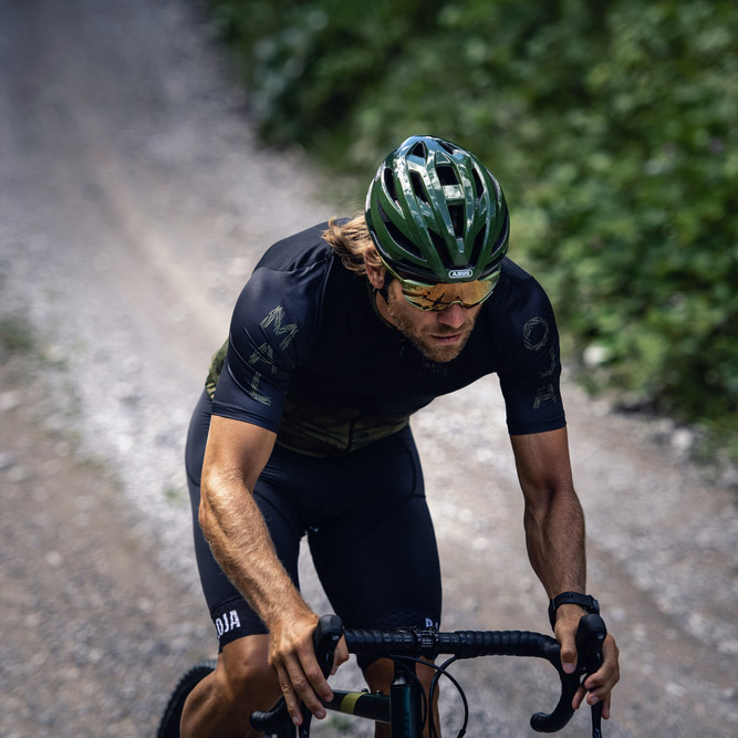 Beklædning - Cykelhjelme - Abus StormChaser - Rød/Brun