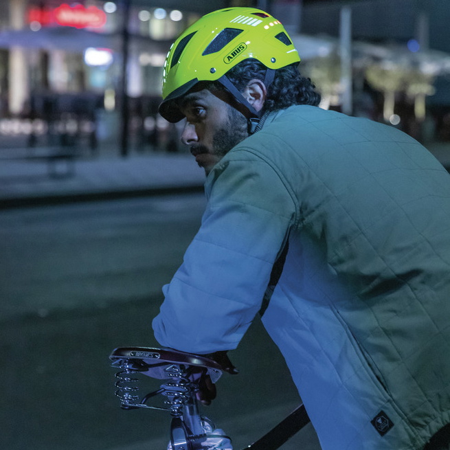 Beklædning - Cykelhjelme - Abus Hyban 2.0 m. LED lys - Blå
