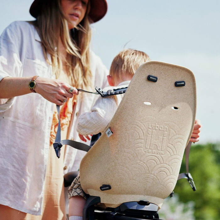 Tilbehør - Cykelstole - Urban Iki Barnestol i bioplast til stelmontering - 9 mdr til 6 år (til 9-22 kg) - Beige