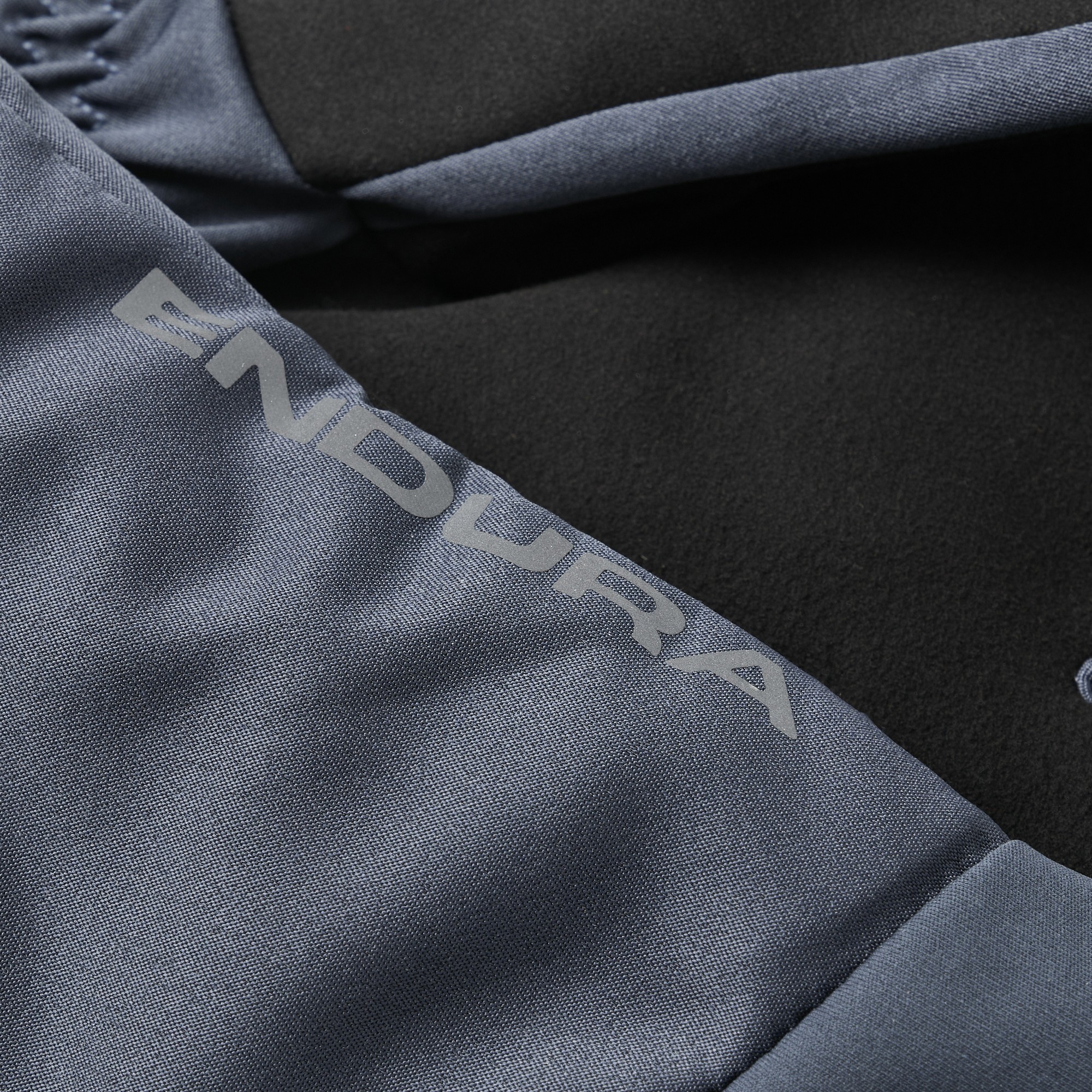 Beklædning - Cykelhandsker - Endura Loop Waterproof Glove - Carbon Grey