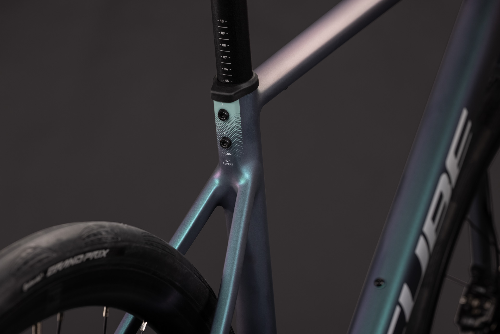 Cykler - Racercykler - Cube Attain Race 2027 - Smaragdgrey´n´White
