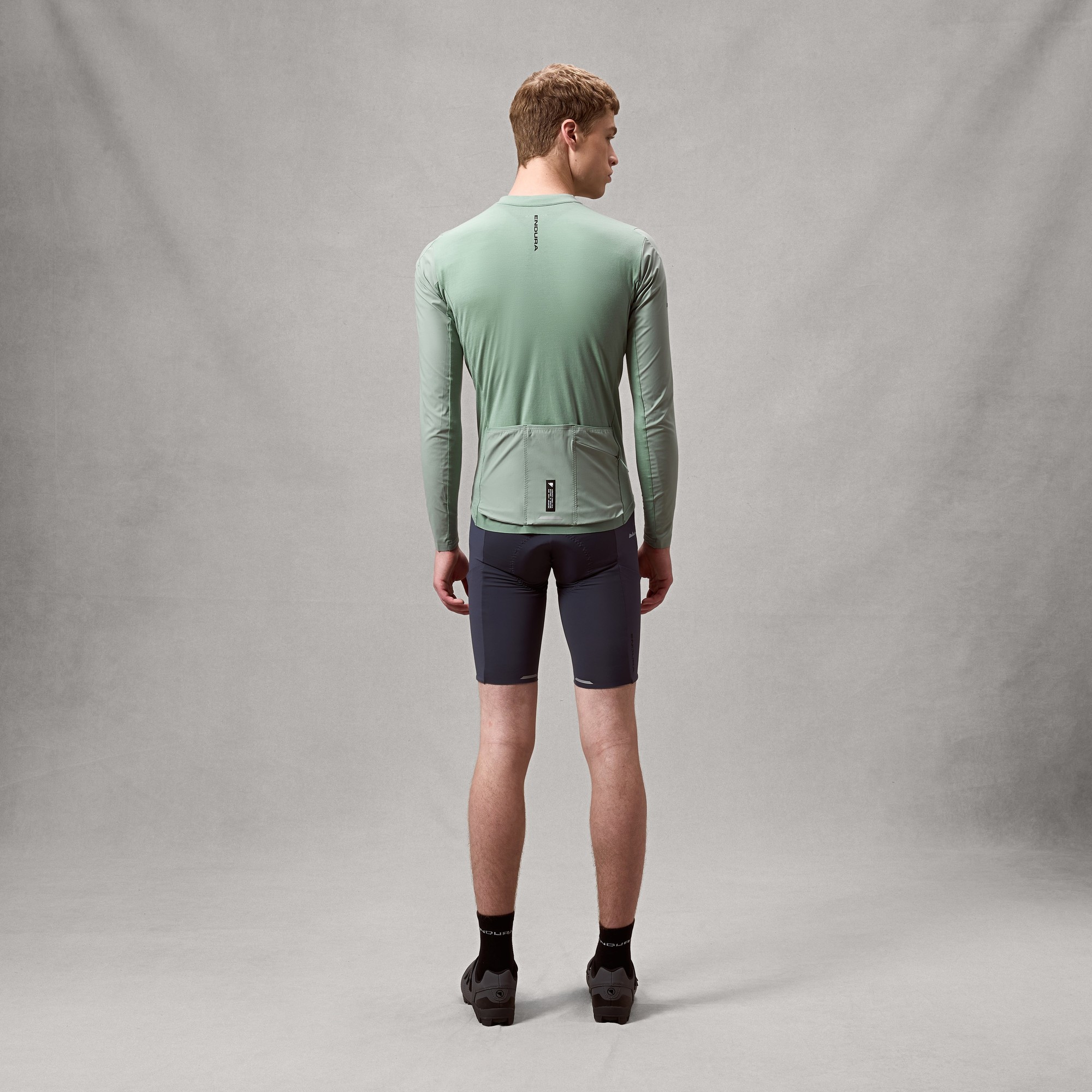 Beklædning - Cykeltrøjer - Endura AllTrack Ride L/S Jersey - Sage Green