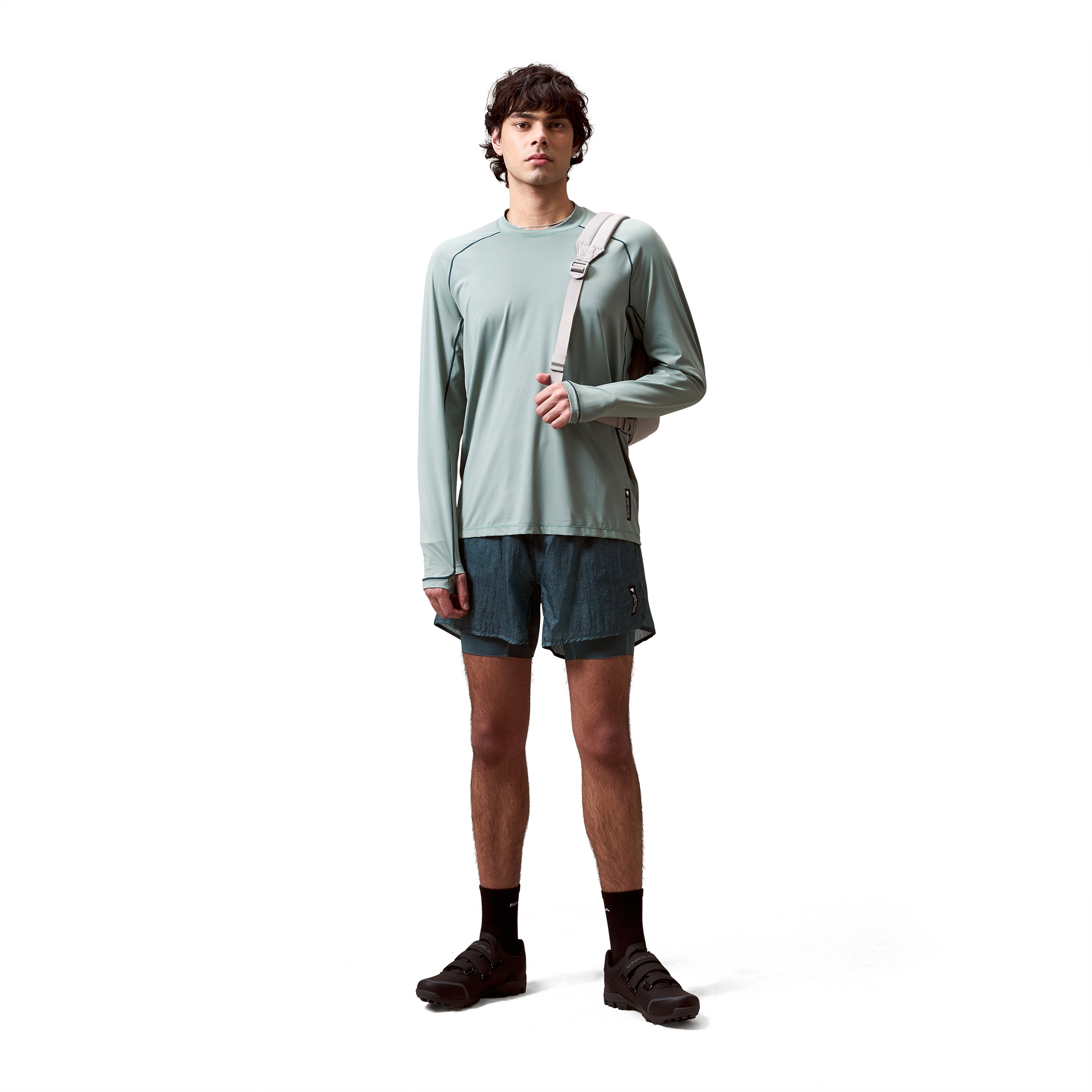 Beklædning - Cykeltrøjer - Endura AllTrack Roam L/S Tech Tee - Sage Green