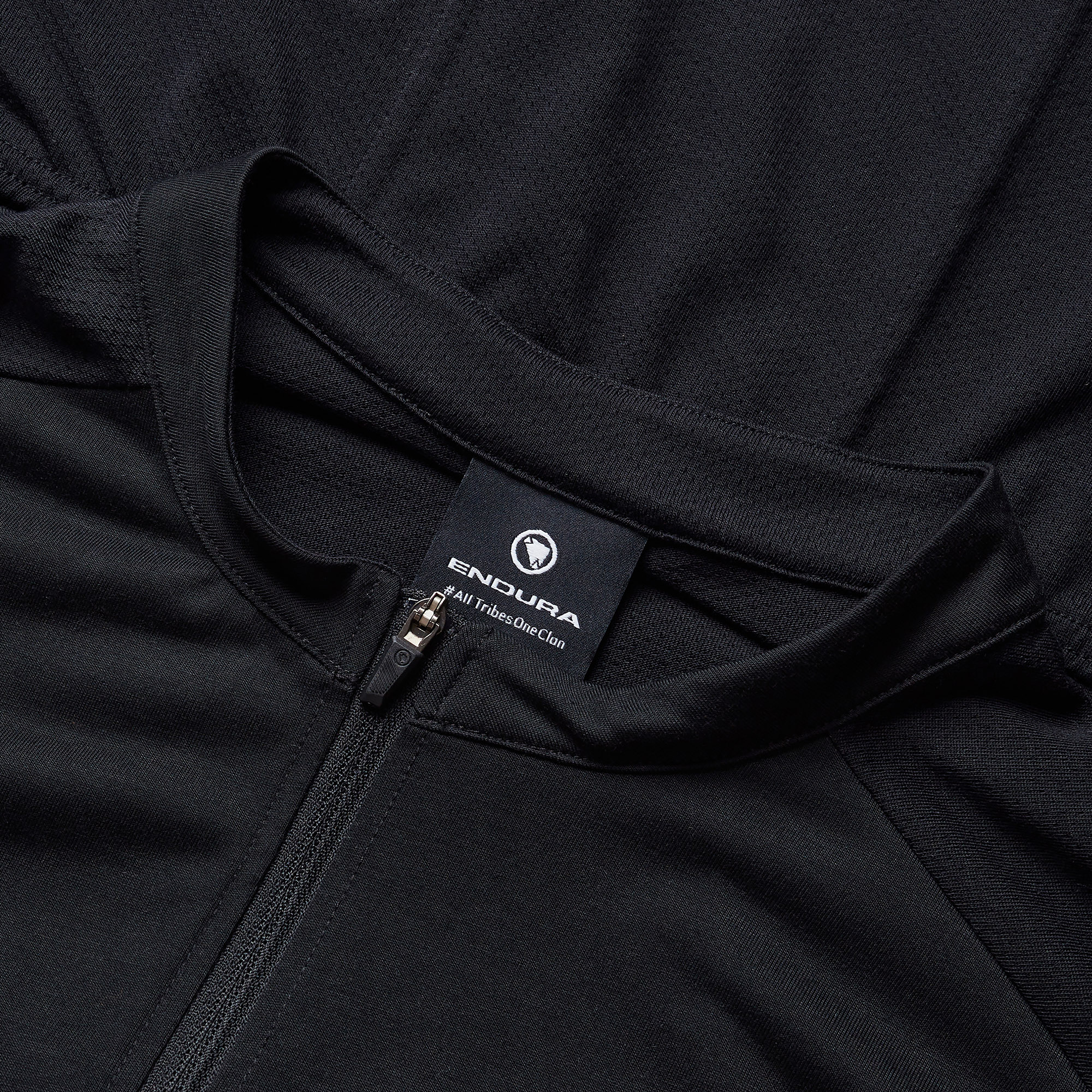 Beklædning - Cykeltrøjer - Endura Loop S/S Zipped Jersey - Black