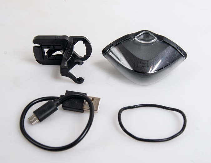Tilbehør - Cykellygter - FIZIK Rear light Lumo L1 Baglygte - USB opladelig