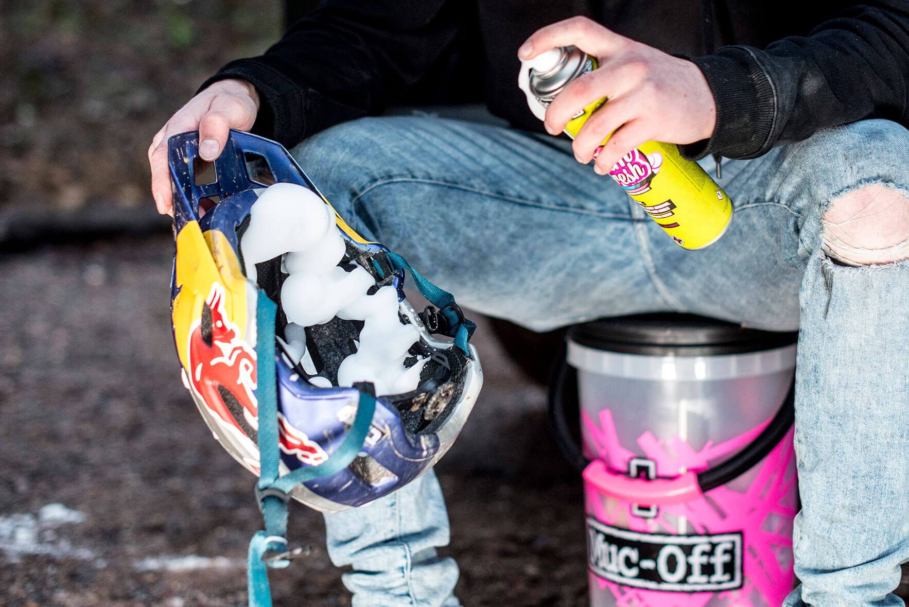 Tilbehør - Cykelpleje - Muc-Off Foam Fresh Cleaner - 400 ml (Hjelm, Sko, Skum opfrisker)