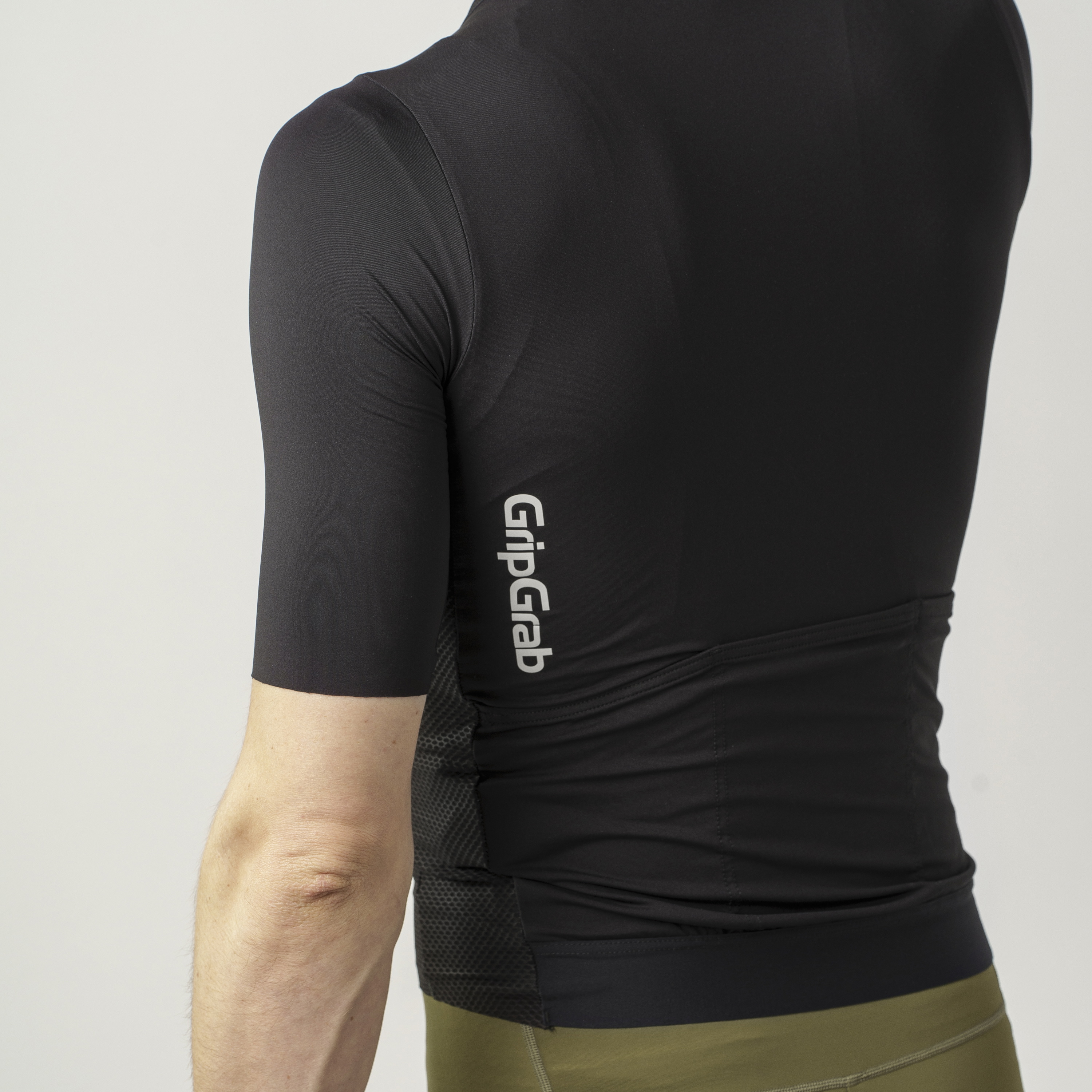 Beklædning - Cykeltrøjer - GripGrab Airflow Kortærmet Letvægts Cykeltrøje - Black