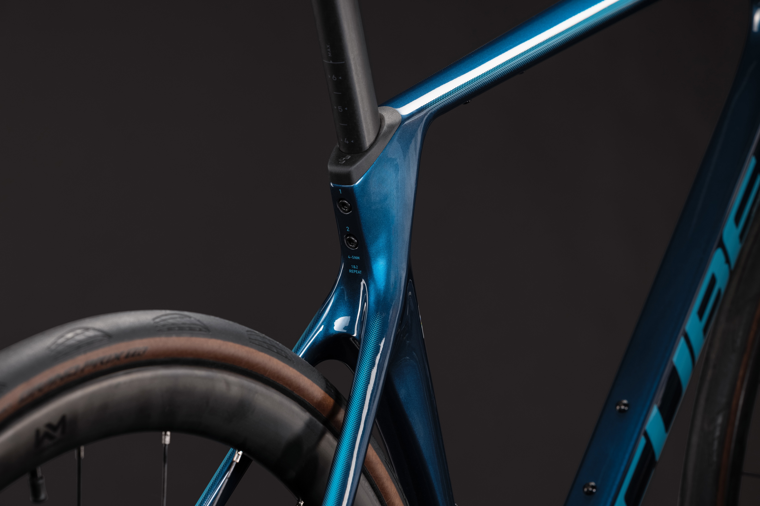 Cykler - Racercykler - Cube Agree C:62 ONE 2027 - Midnightteal´n´Sea