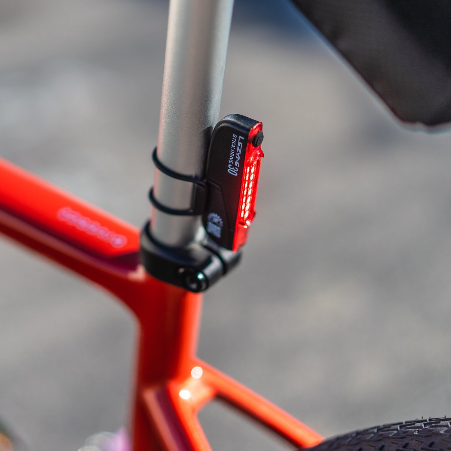 Tilbehør - Cykellygter - Lezyne Stick Drive Rear Baglygte - m. magnet lås 