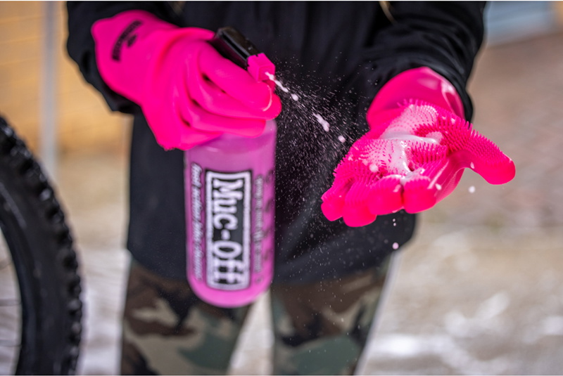 Tilbehør - Cykelpleje - Muc-Off Deep Scrubber Gloves