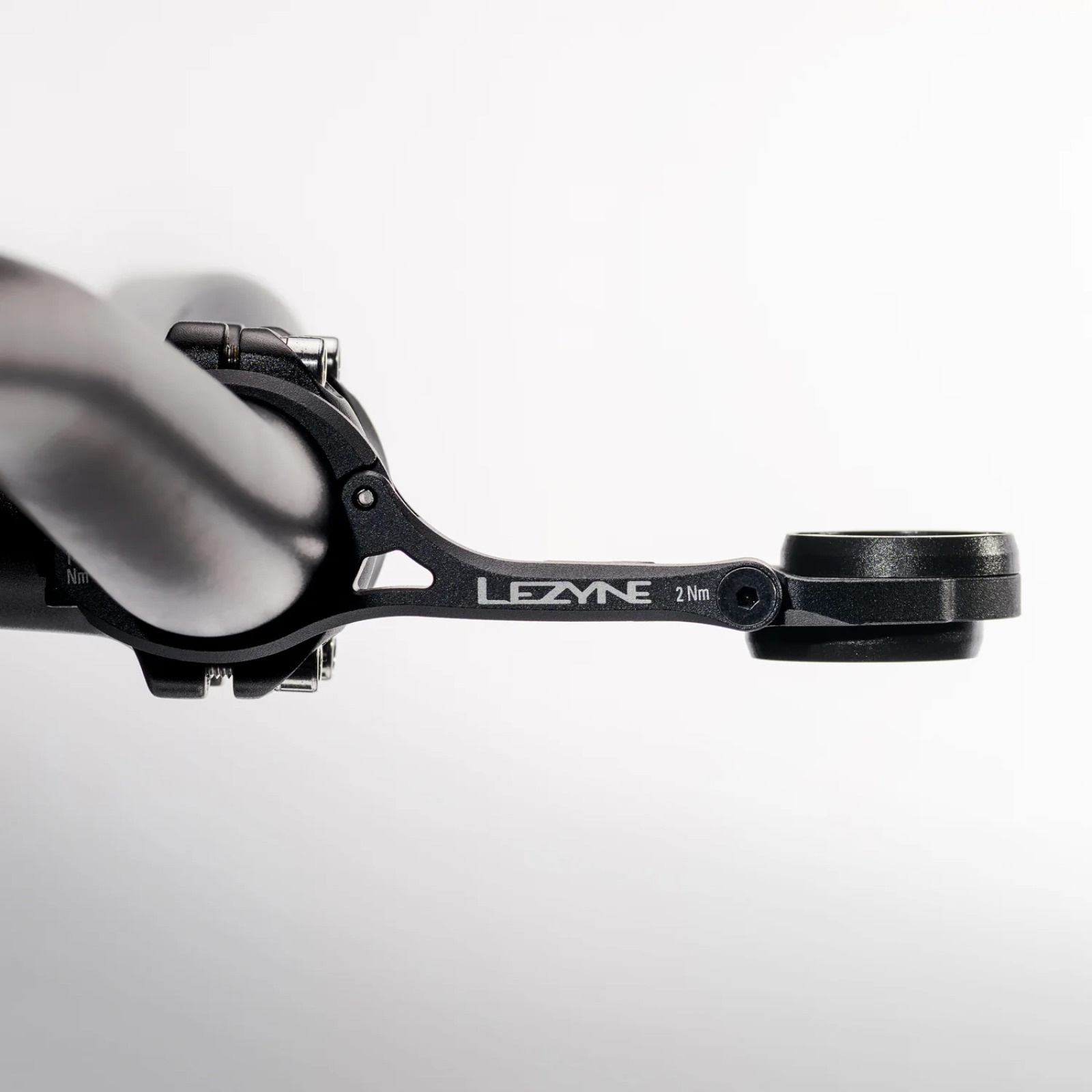 Tilbehør - Cykelcomputer & GPS - Lezyne Flexi Forward Mount GPS-holder til Garmin/Wahoo 31.8mm