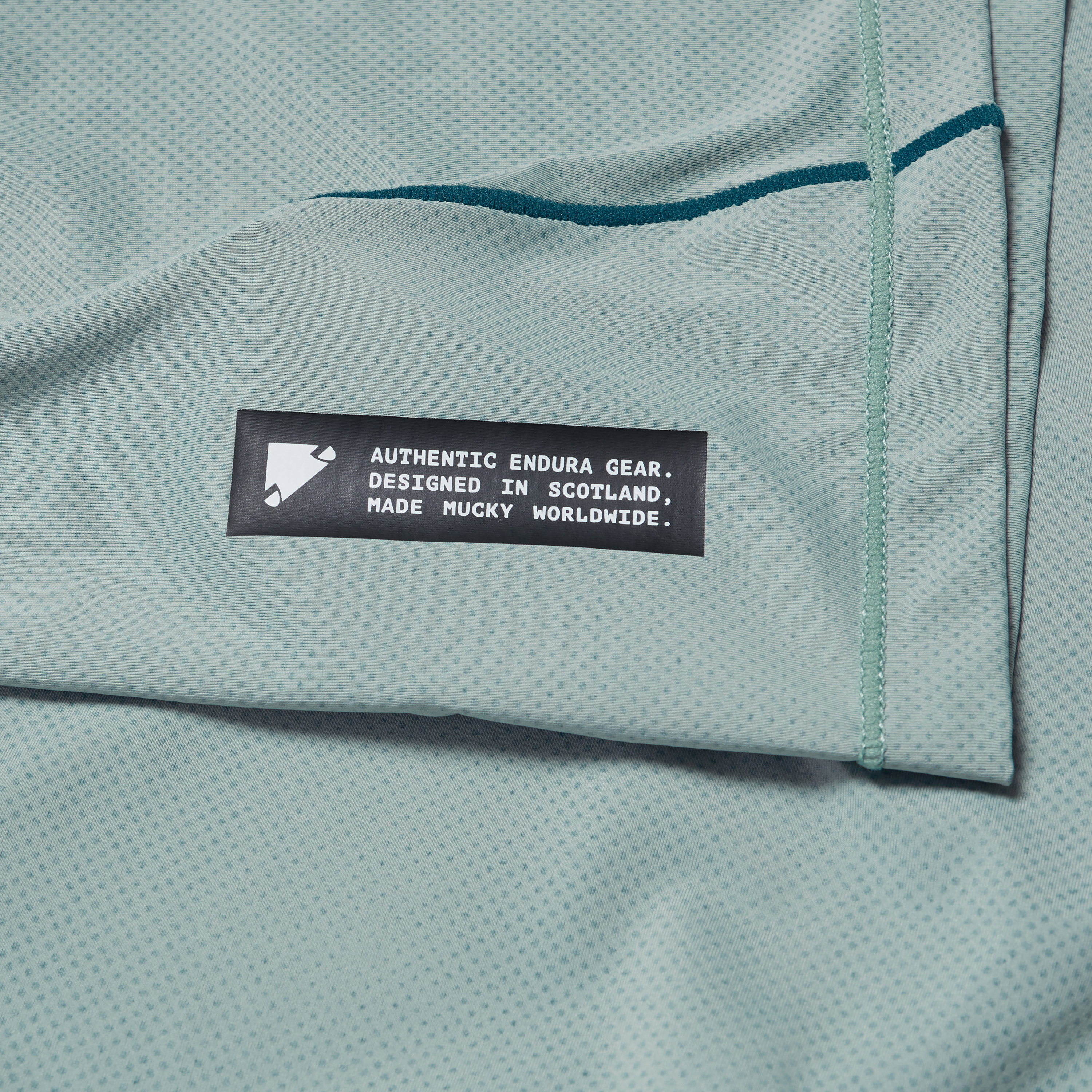 Beklædning - Cykeltrøjer - Endura AllTrack Roam L/S Tech Tee - Sage Green
