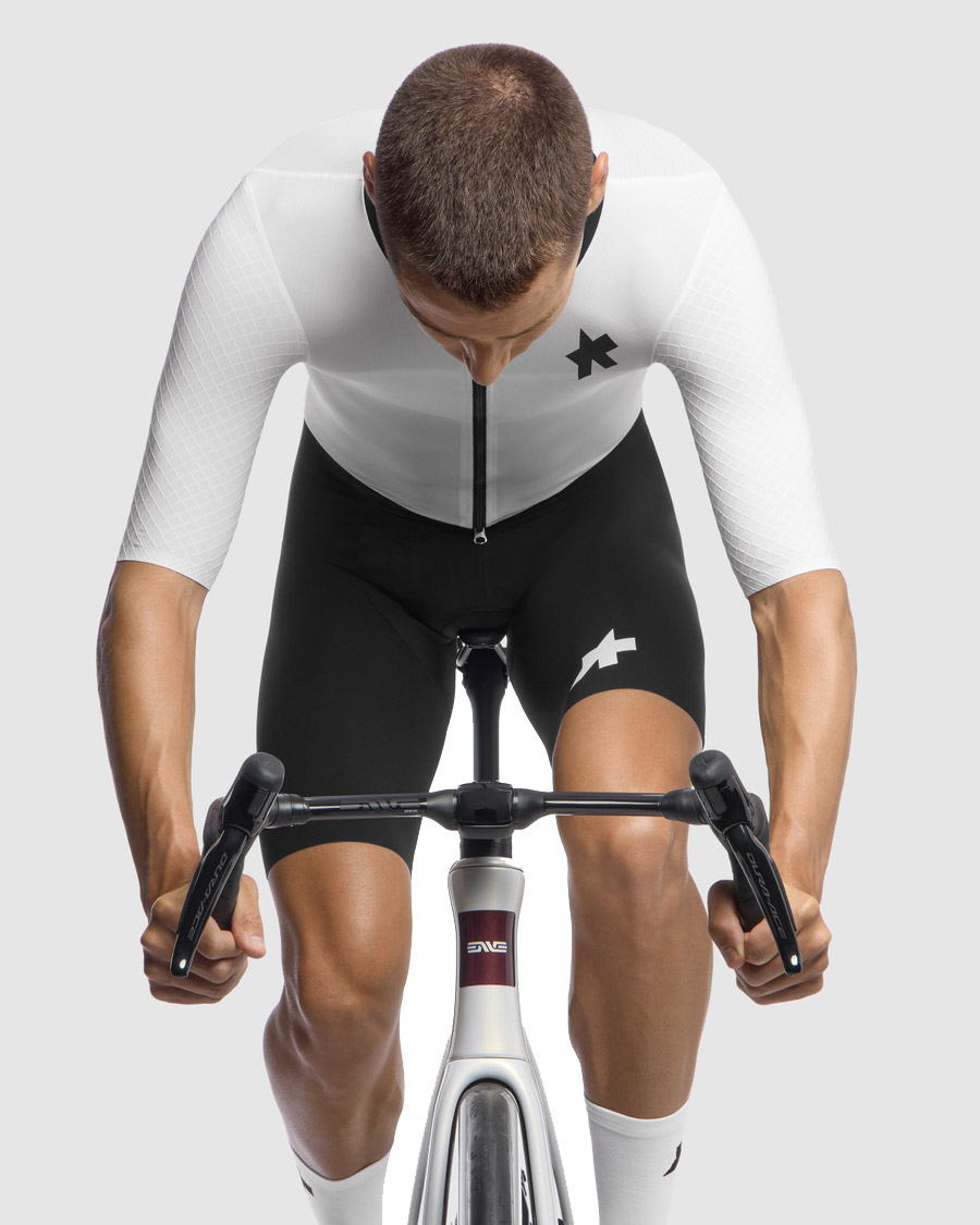 Beklædning - Cykelbukser - Assos EQUIPE RSR TRIATOR Speedsuit S11 Triatlondragt Cykeltrøje og Cykelbukser - White Series