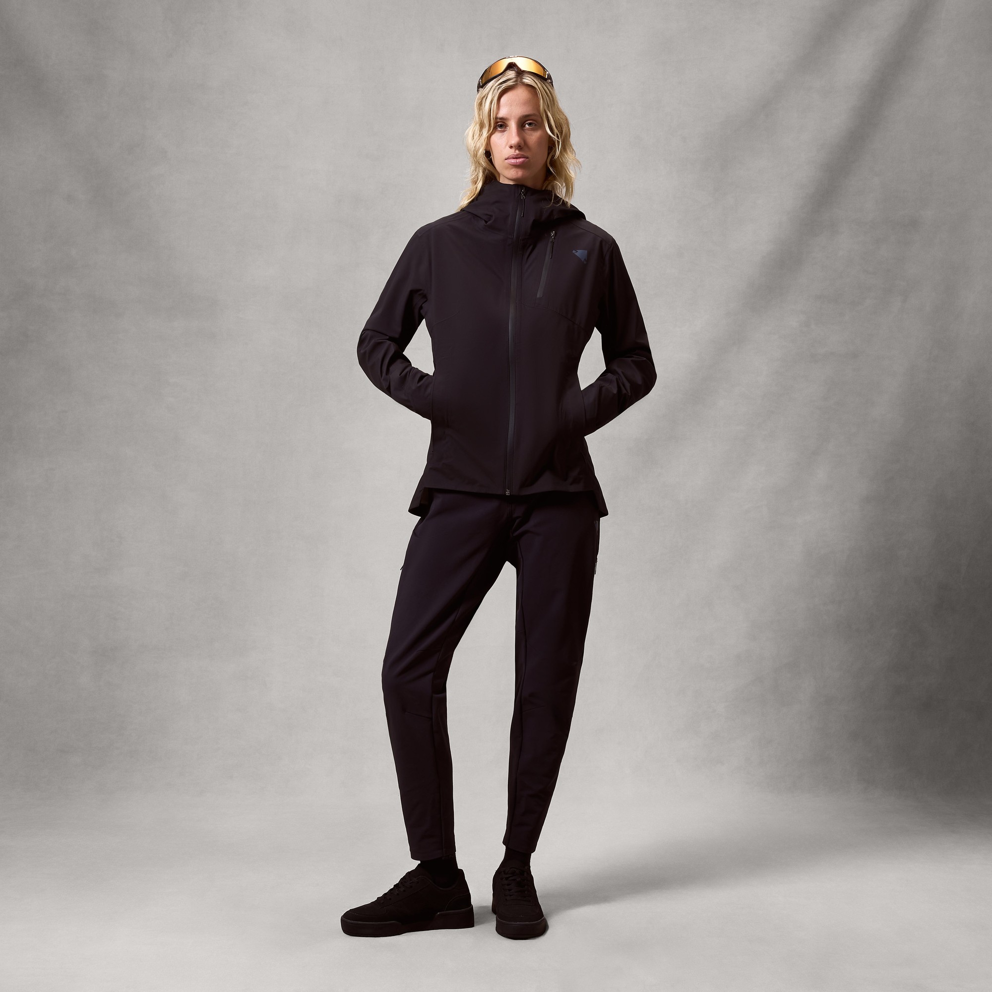 Beklædning - Regntøj & Vindtøj - Endura Women's AllTrack Rout Waterproof Jacket - Black