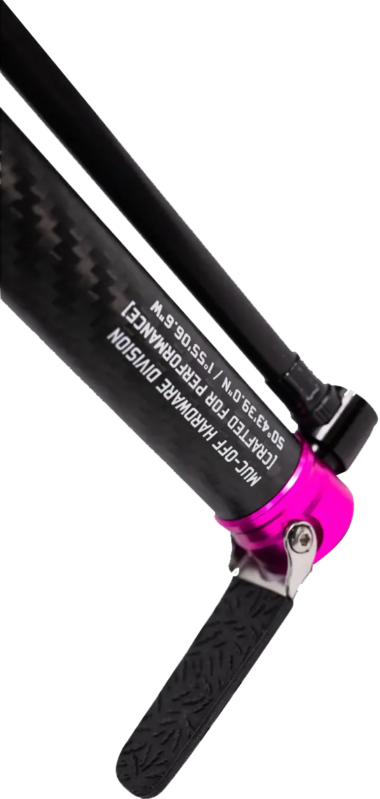 Tilbehør - Cykelpumper - Muc-Off Mini Pump Airmach Carbon 130 psi - Black/Pink