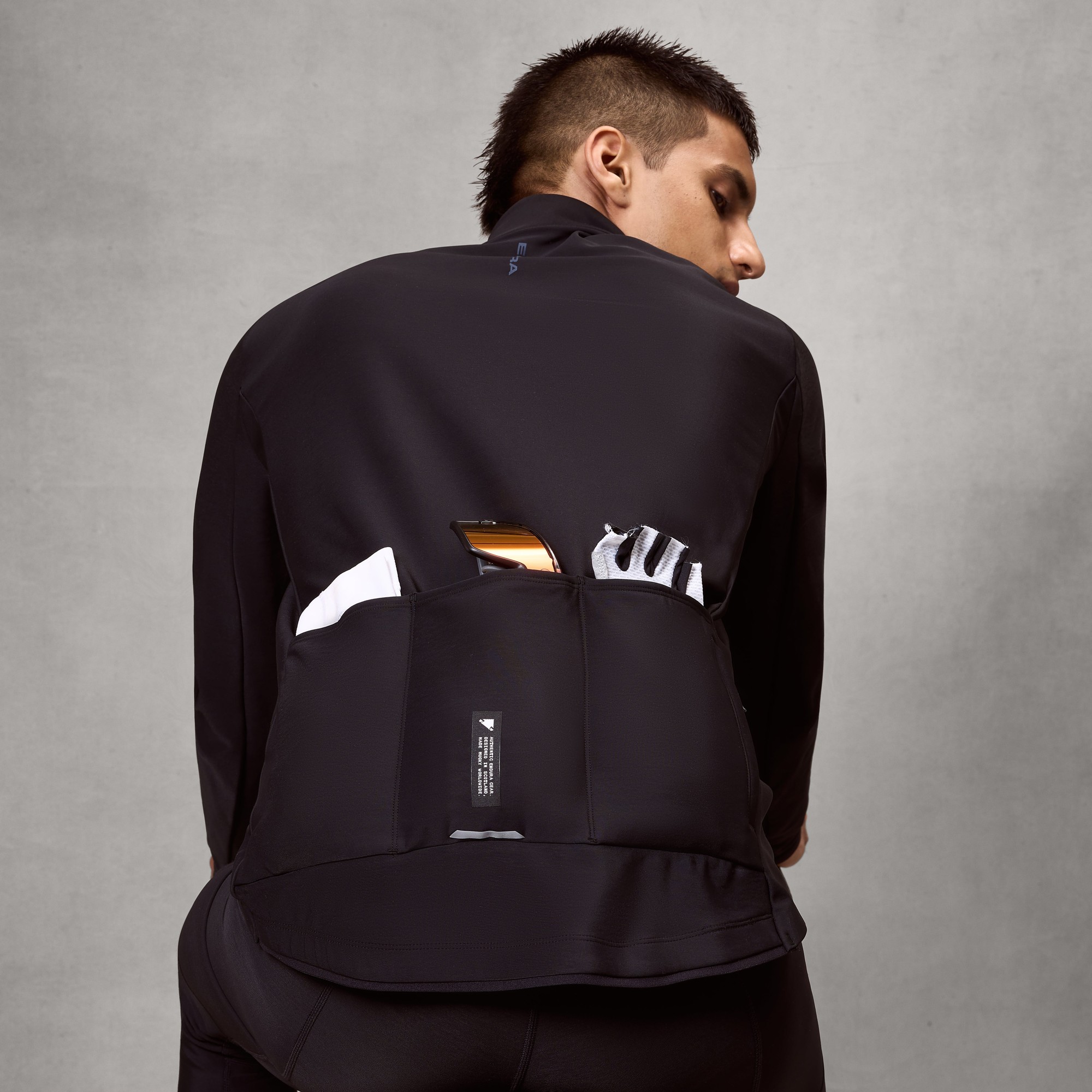 Beklædning - Cykeltrøjer - Endura Loop Ride L/S Jersey - Black