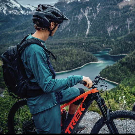 Beklædning - Cykelhjelme - Abus Cliffhanger - Sort