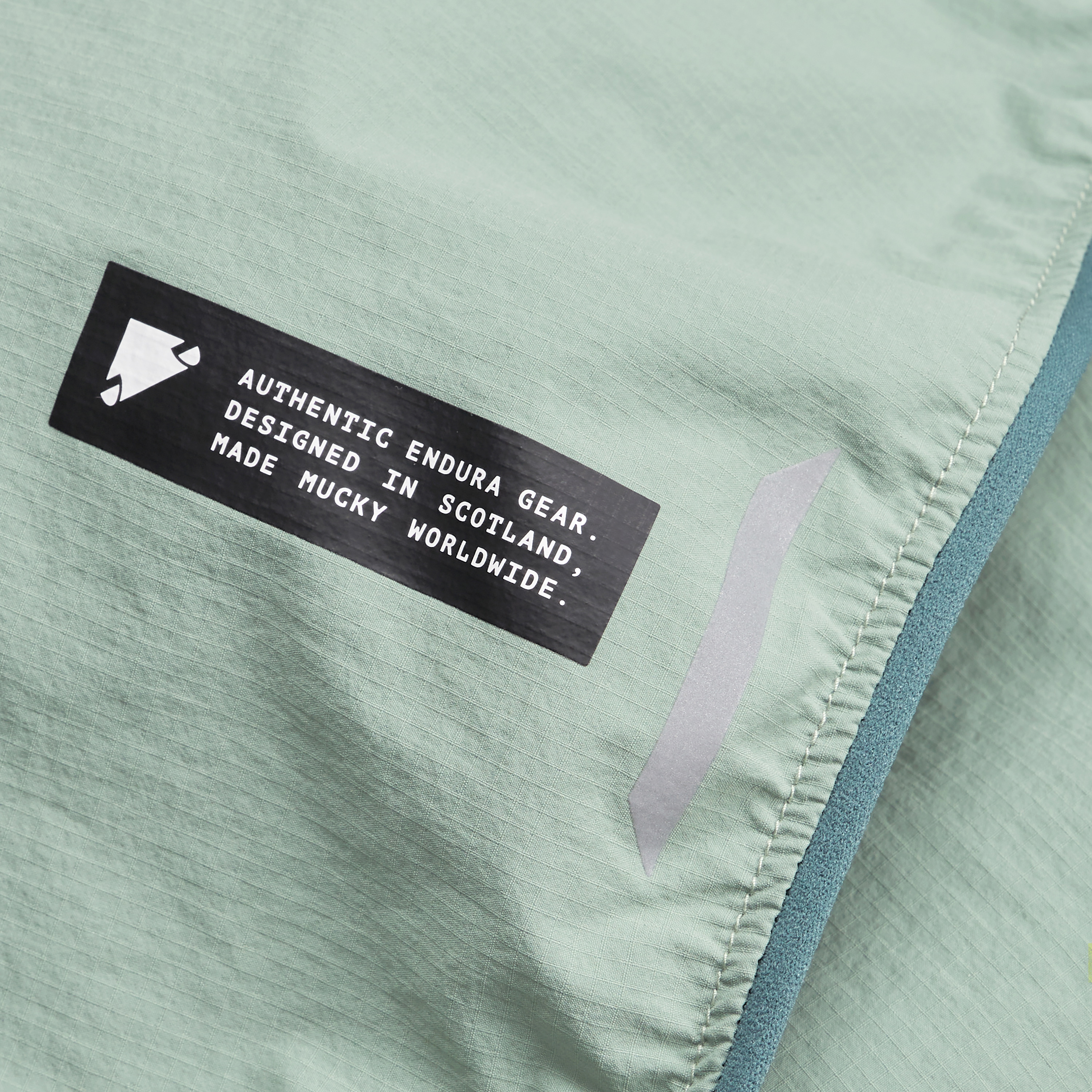 Beklædning - Regntøj & Vindtøj - Endura AllTrack Ride Packable Jacket - Sage Green