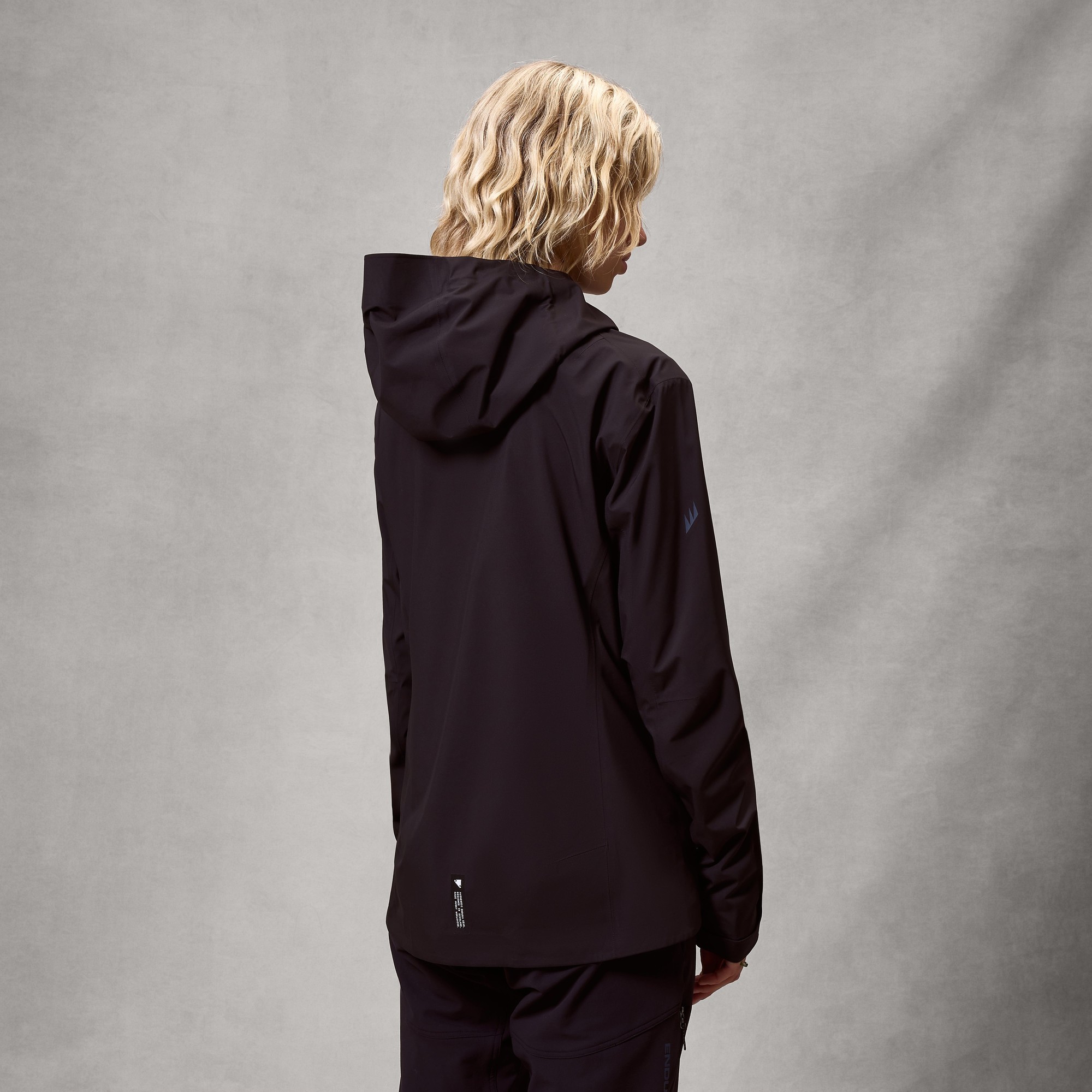 Beklædning - Regntøj & Vindtøj - Endura Women's AllTrack Rout Waterproof Jacket - Black