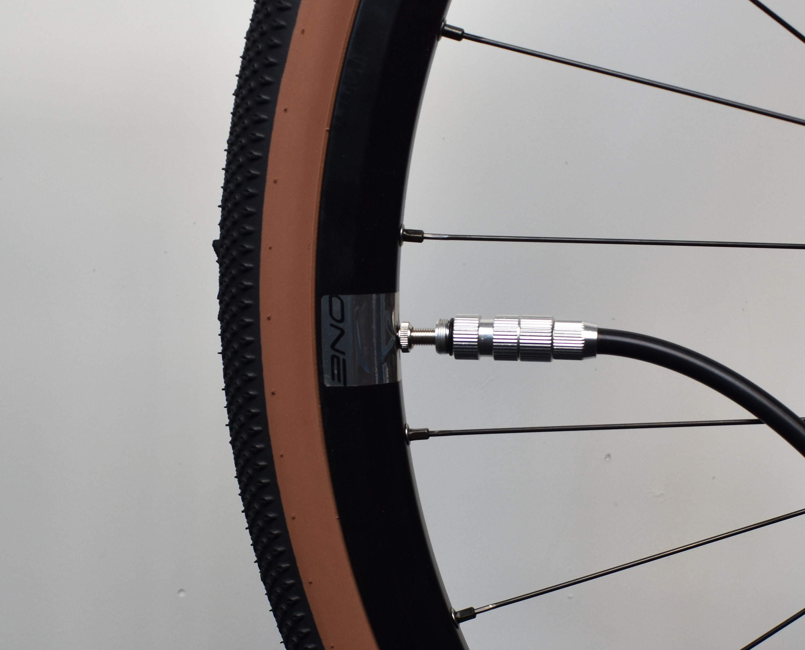 Tilbehør - Cykelpumper - Mixbike Klassisk Pumpe m. manometer