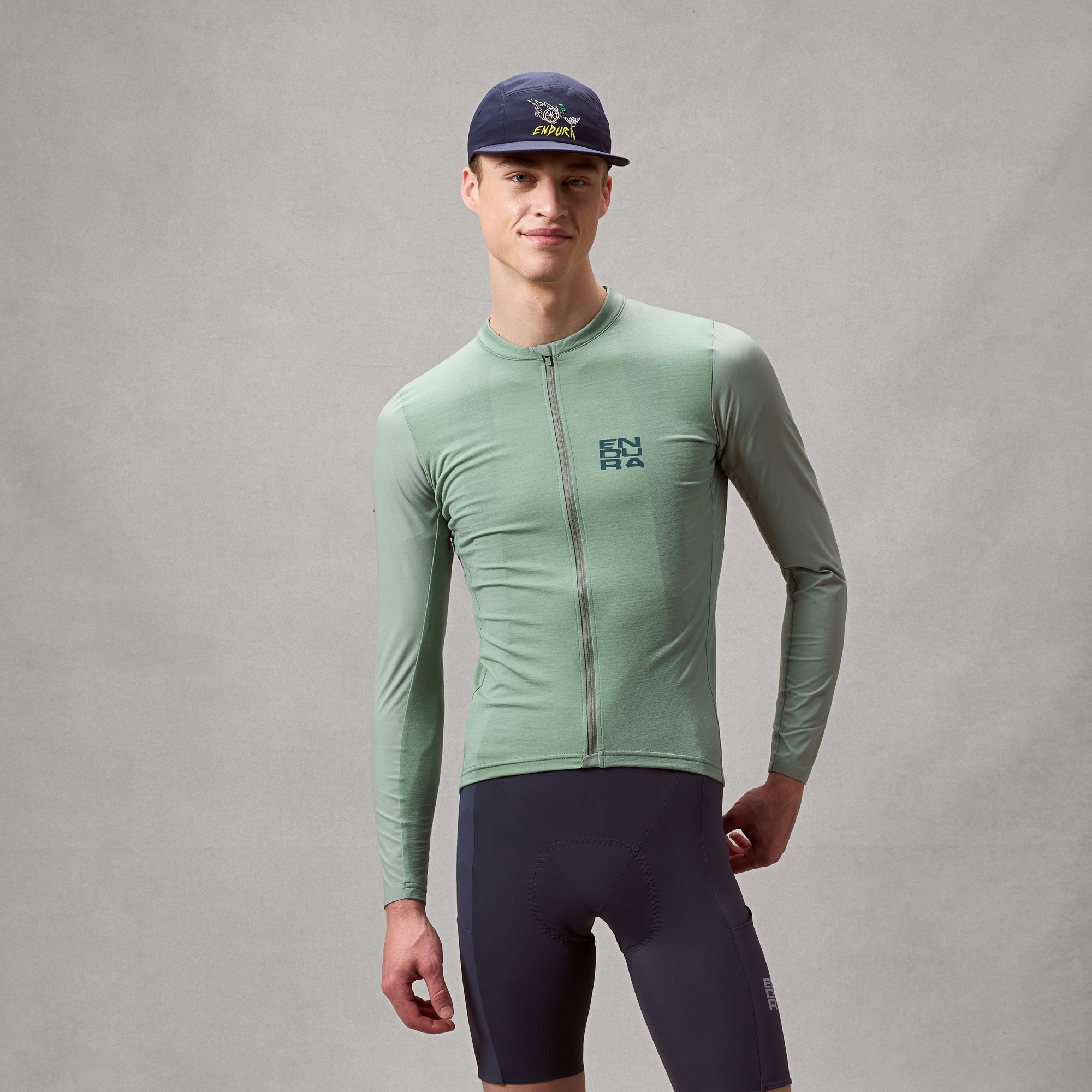 Beklædning - Cykeltrøjer - Endura AllTrack Ride L/S Jersey - Sage Green