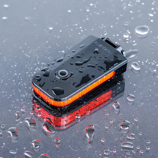 Tilbehør - Cykellygter - Ravemen CL01 Baglygte m. bremselys - 30 Lumen