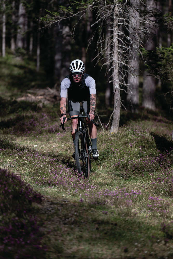 Beklædning - Cykelhjelme - Abus Taipan - Sand Beige