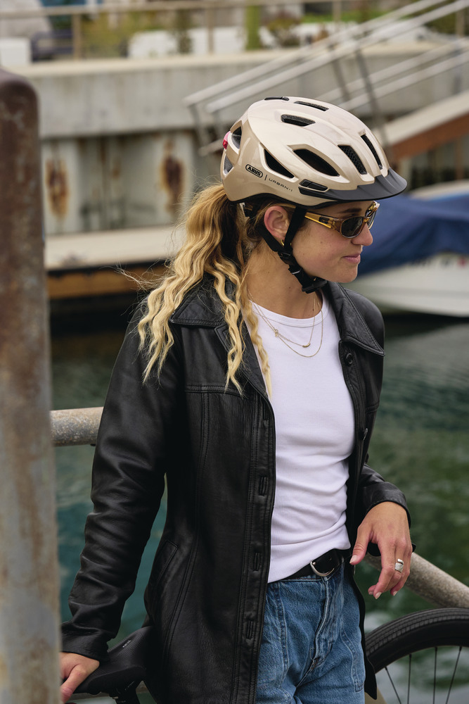 Beklædning - Cykelhjelme - Abus Hjelm Urban-I 4.0 m. LED - Pepper Green