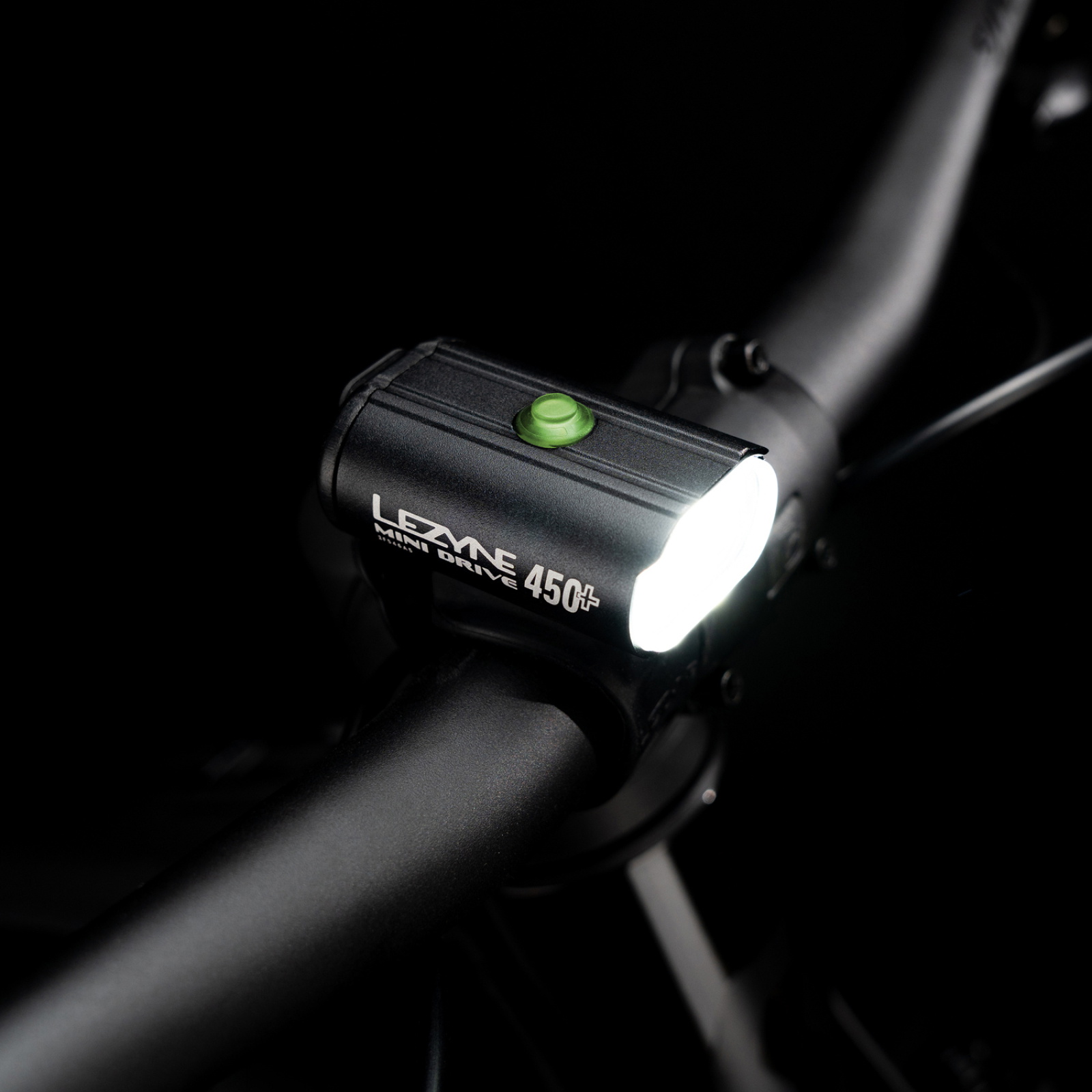 Tilbehør - Cykellygter - Lezyne Mini Drive 450+ Forlygte 450 lumen - Black