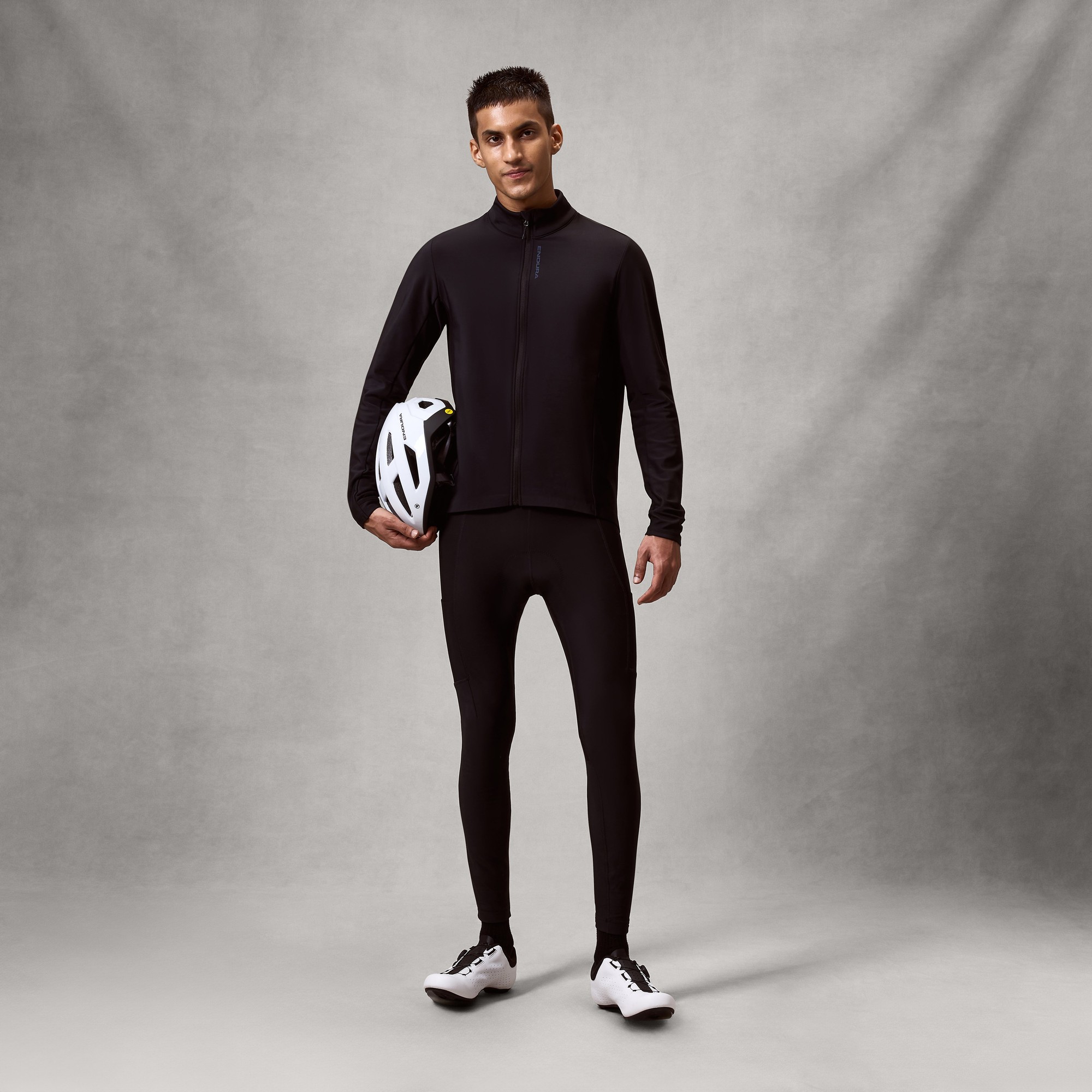 Beklædning - Cykeltrøjer - Endura Loop Ride L/S Jersey - Black