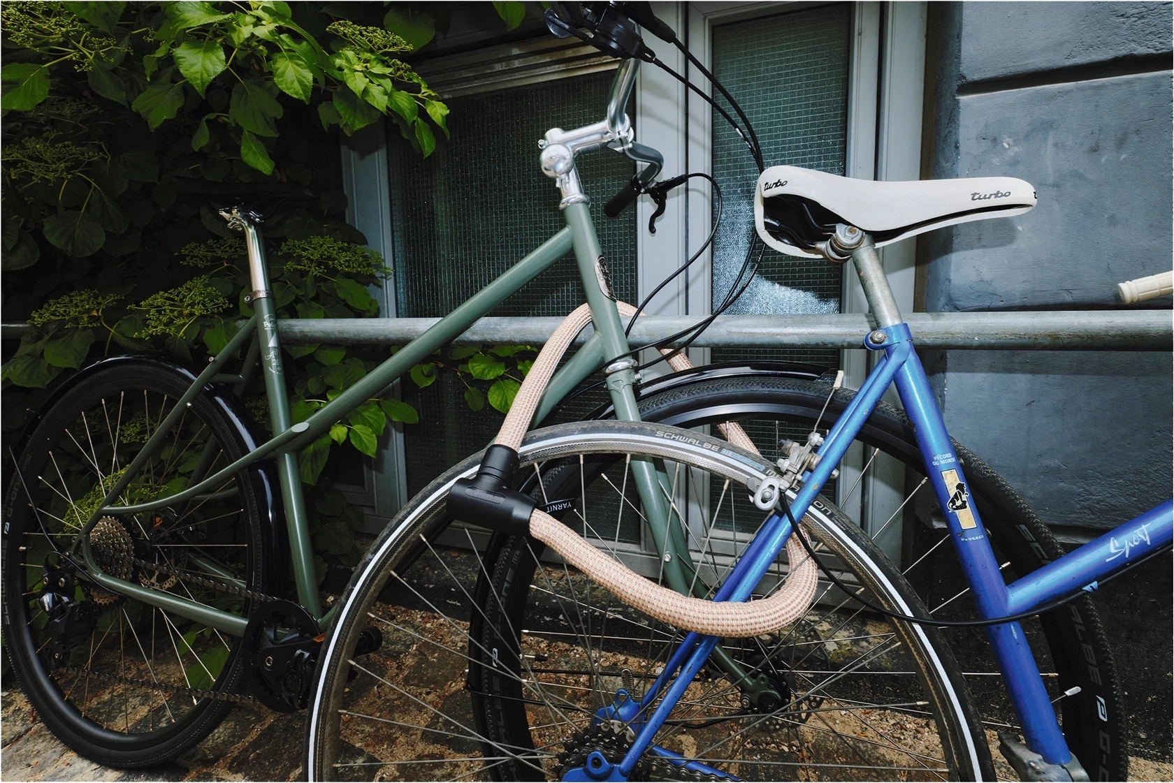 Tilbehør - Cykellås - Abus Yarnit 4004K Kædelås 110 cm - Sand Stone
