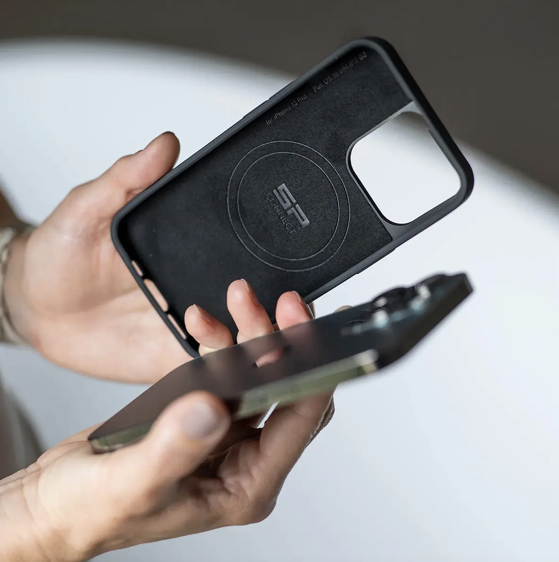 Tilbehør - Mobilholdere - SP Connect Smartphone Cover Phone Case SPC+ - iPhone 15 Pro
