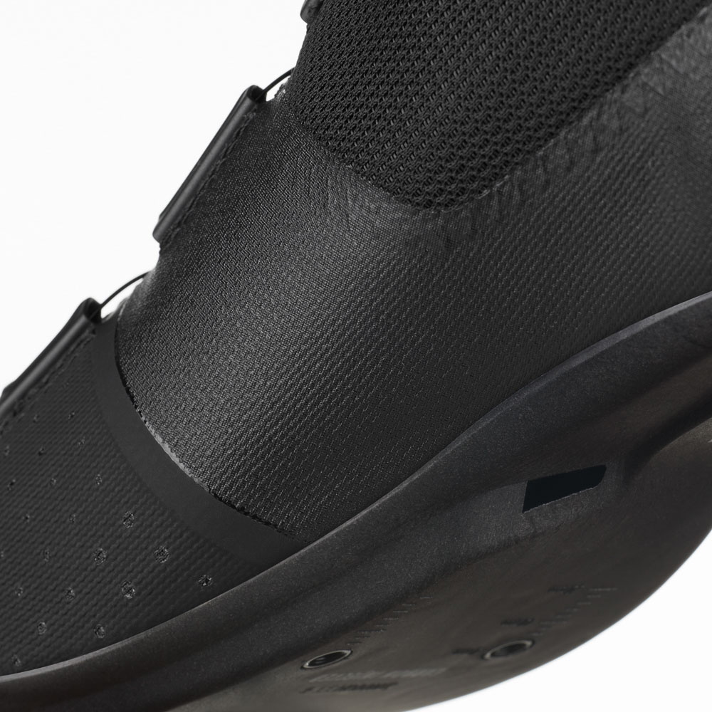 Beklædning - Cykelsko - FIZIK Tempo R4 Overcurve Cykelsko (Wide) - Sort