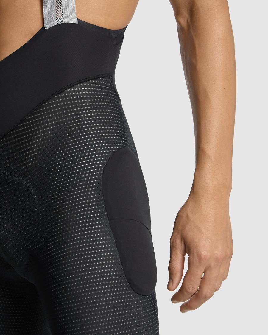 Beklædning - Cykelbukser - Assos TRAIL TACTICA Liner Bibshorts HP T3 - Grå