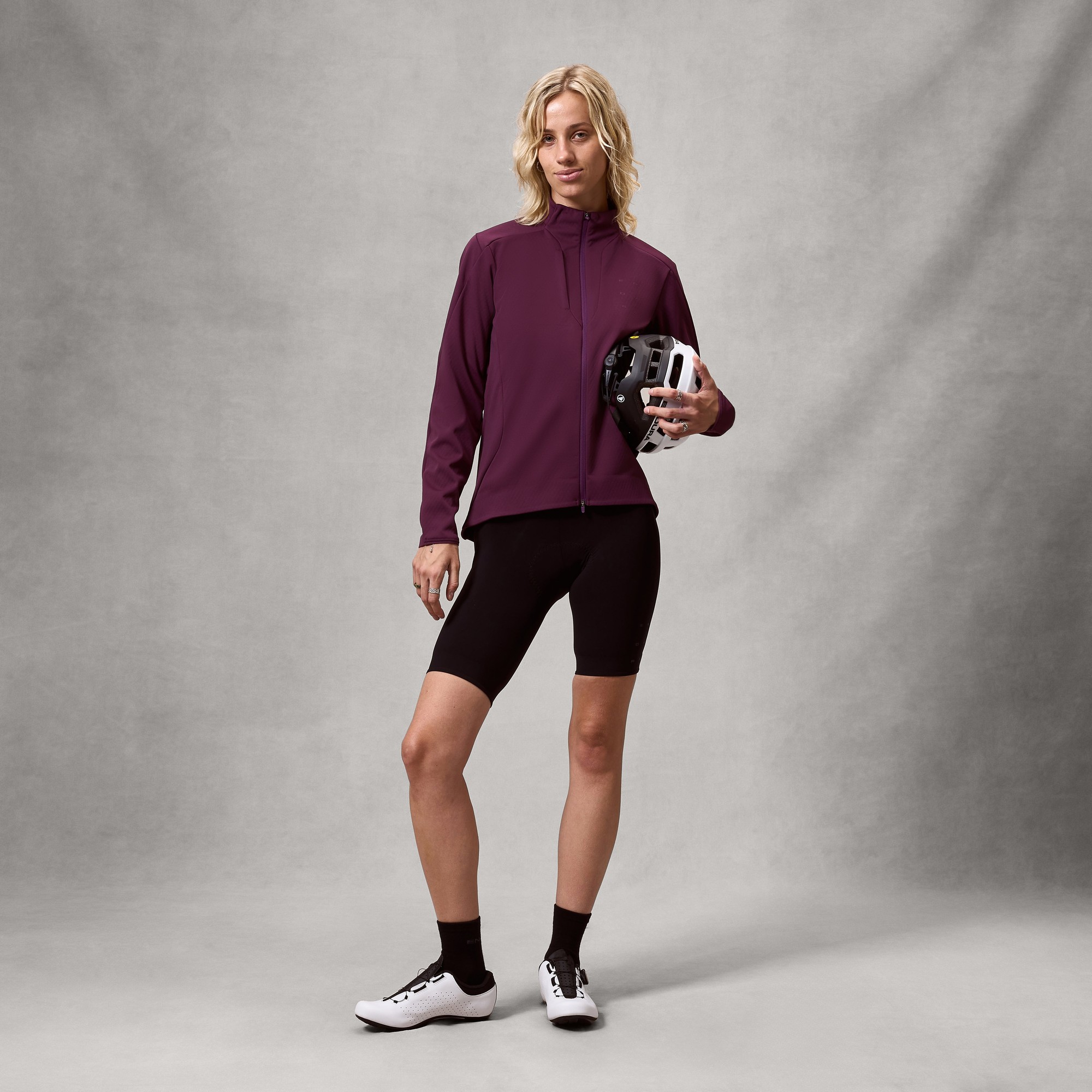 Beklædning - Cykeljakker - Endura Women's AllTrack Race Wind Jacket - Black Cherry