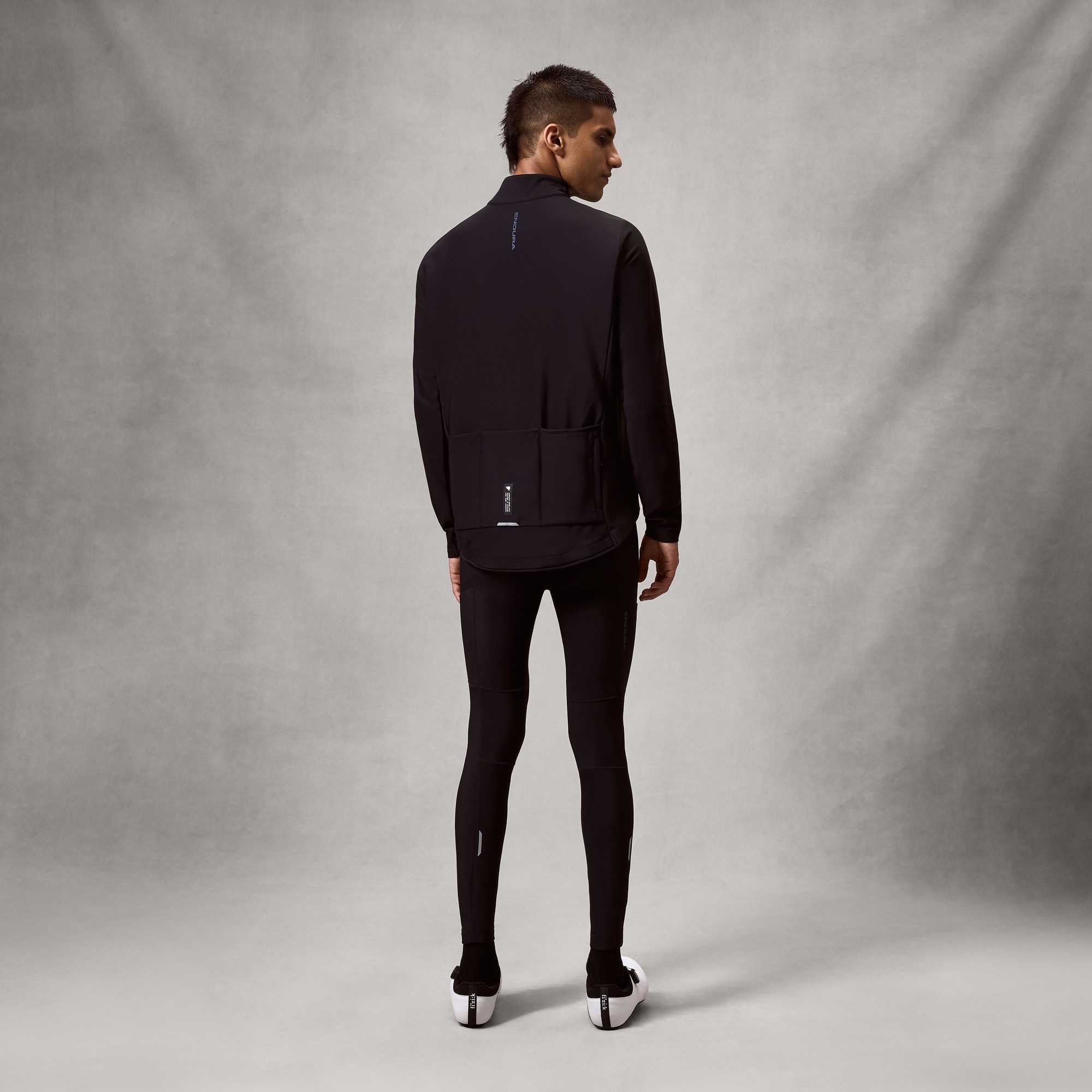 Beklædning - Cykeltrøjer - Endura Loop Ride L/S Jersey - Black