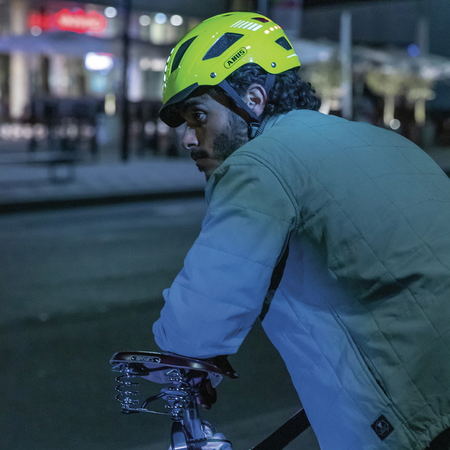 Beklædning - Cykelhjelme - Abus Hyban 2.0 m. LED lys - Grå/Sølv