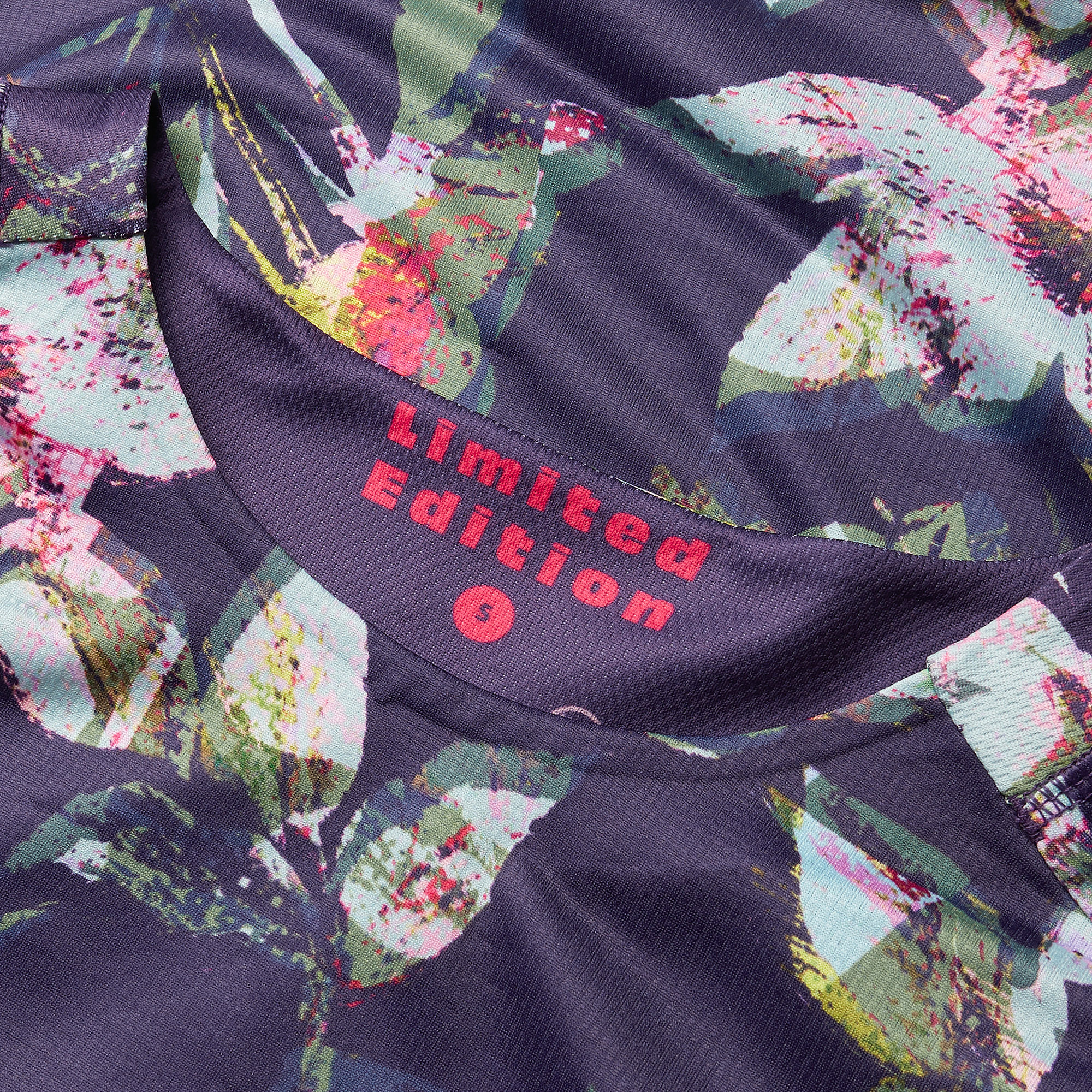 Beklædning - Cykeltrøjer - Endura FLORAL Women's LTD Printed L/S Tee - Bramble