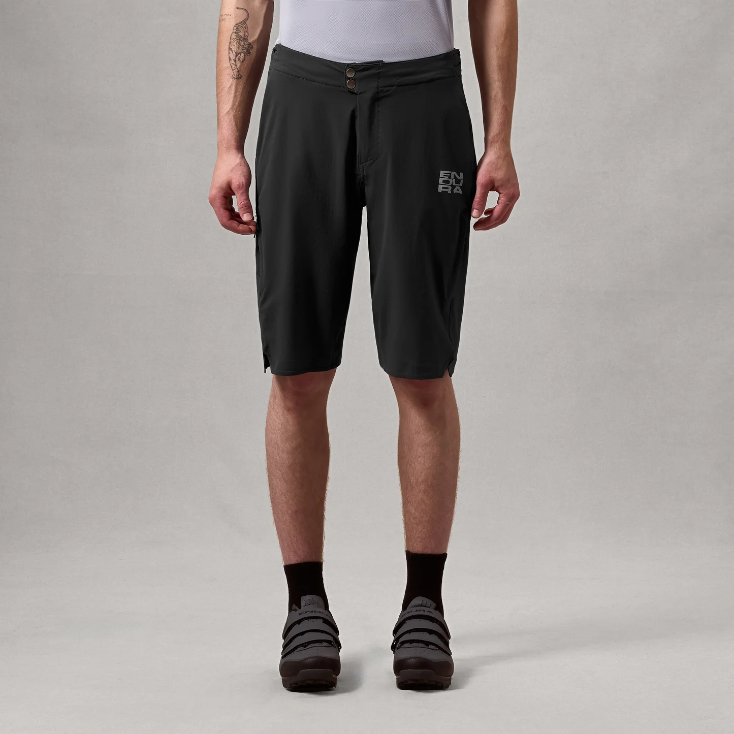Beklædning - Cykelbukser - Endura AllTrack Ride Over Short - Black