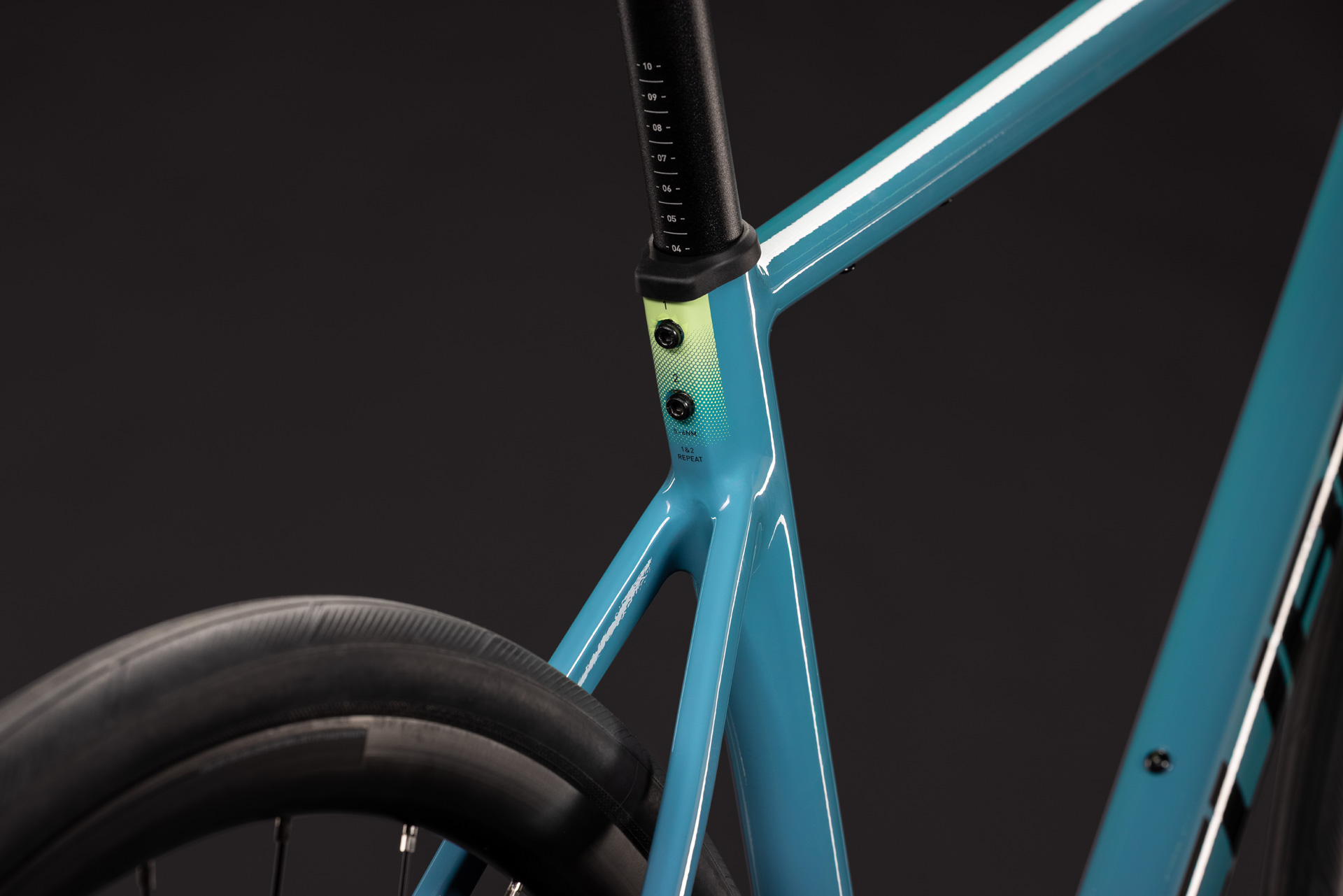 Cykler - Racercykler - Cube Attain Pro 2027 - Surfblue´n´Black