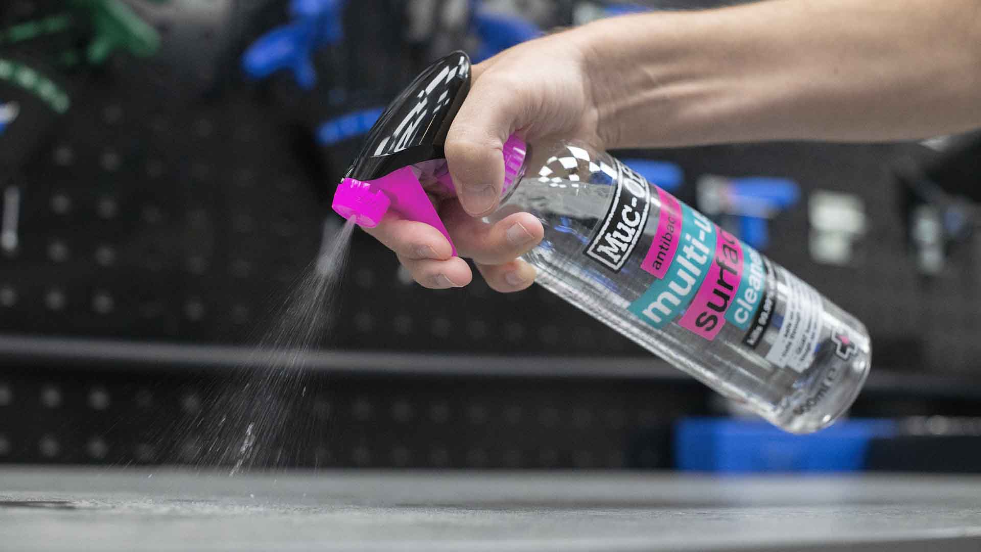 Tilbehør - Cykelpleje - Muc-Off Antibacterial Multi Use Surface - 500 ml 99.99%