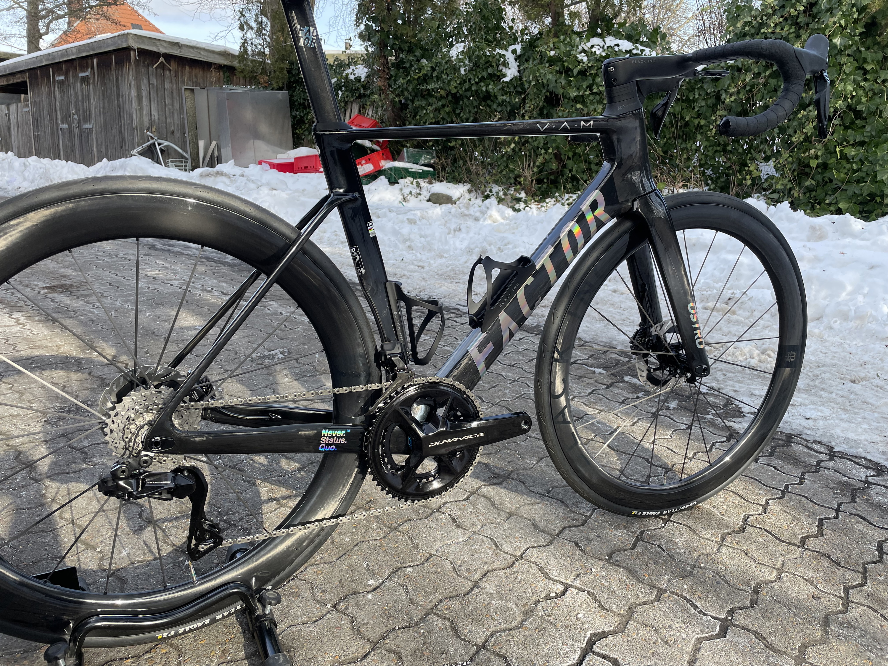 Cykler - Racercykler - Factor OSTRO VAM 2.0 Dura Ace Di2 - Black Chrome (Udstillingsmodel)