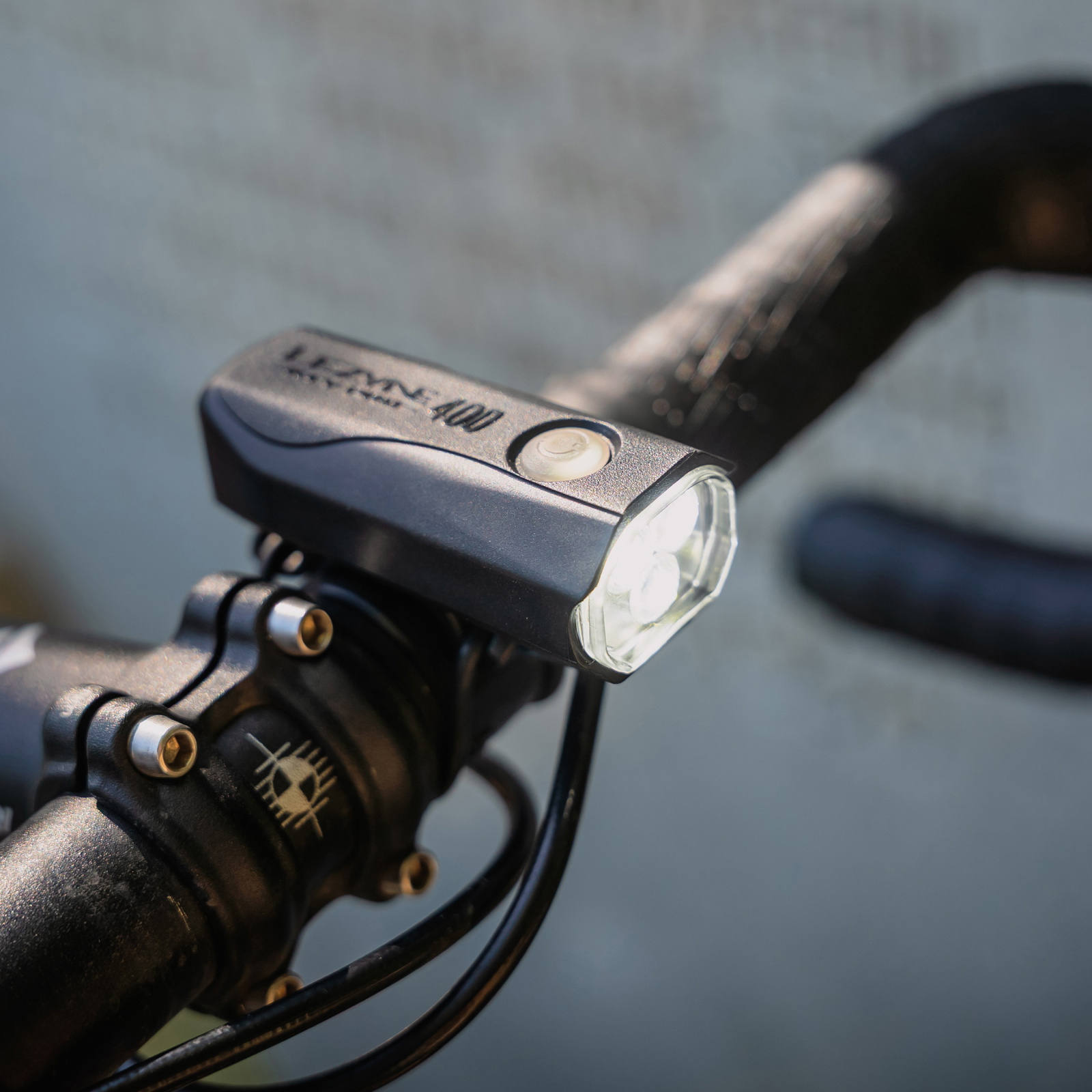 Tilbehør - Cykellygter - Lezyne KTV Drive Pro 400+ Forlygte 400 lumen - Black