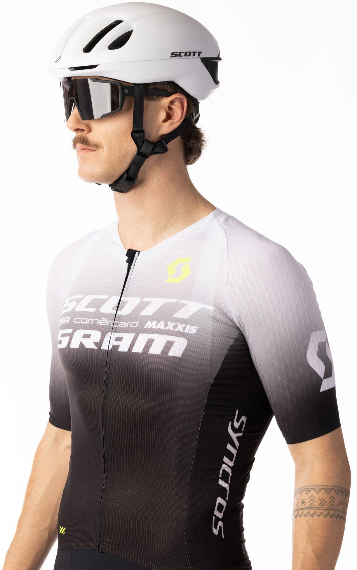 Beklædning - Cykelhjelme - Scott Cadence Plus (MIPS) Hjelm - Granite Black